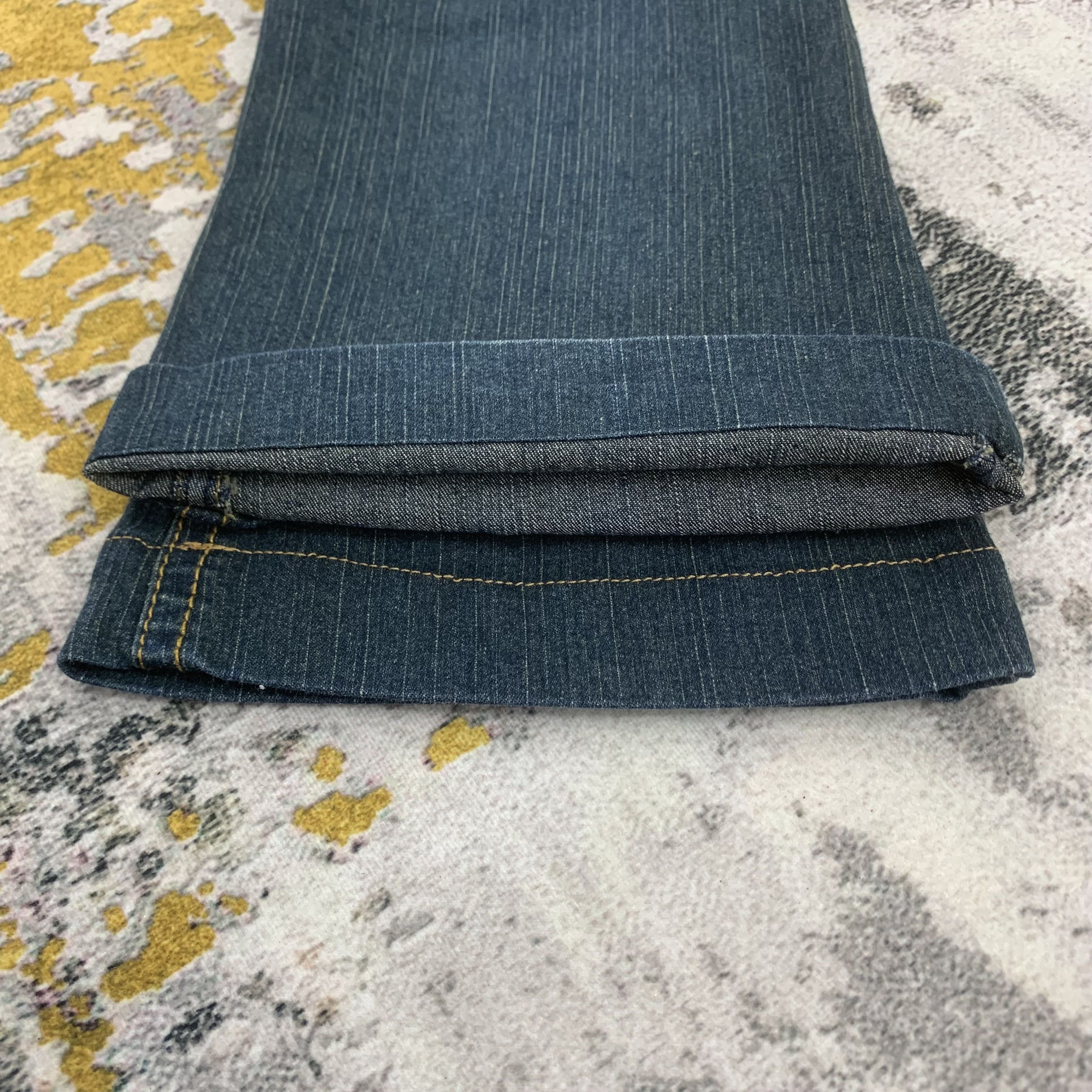 Japanese Brand HJ Flared Dark Wash Jeans Mid Rise Jeans Size US 27 - 8 Thumbnail