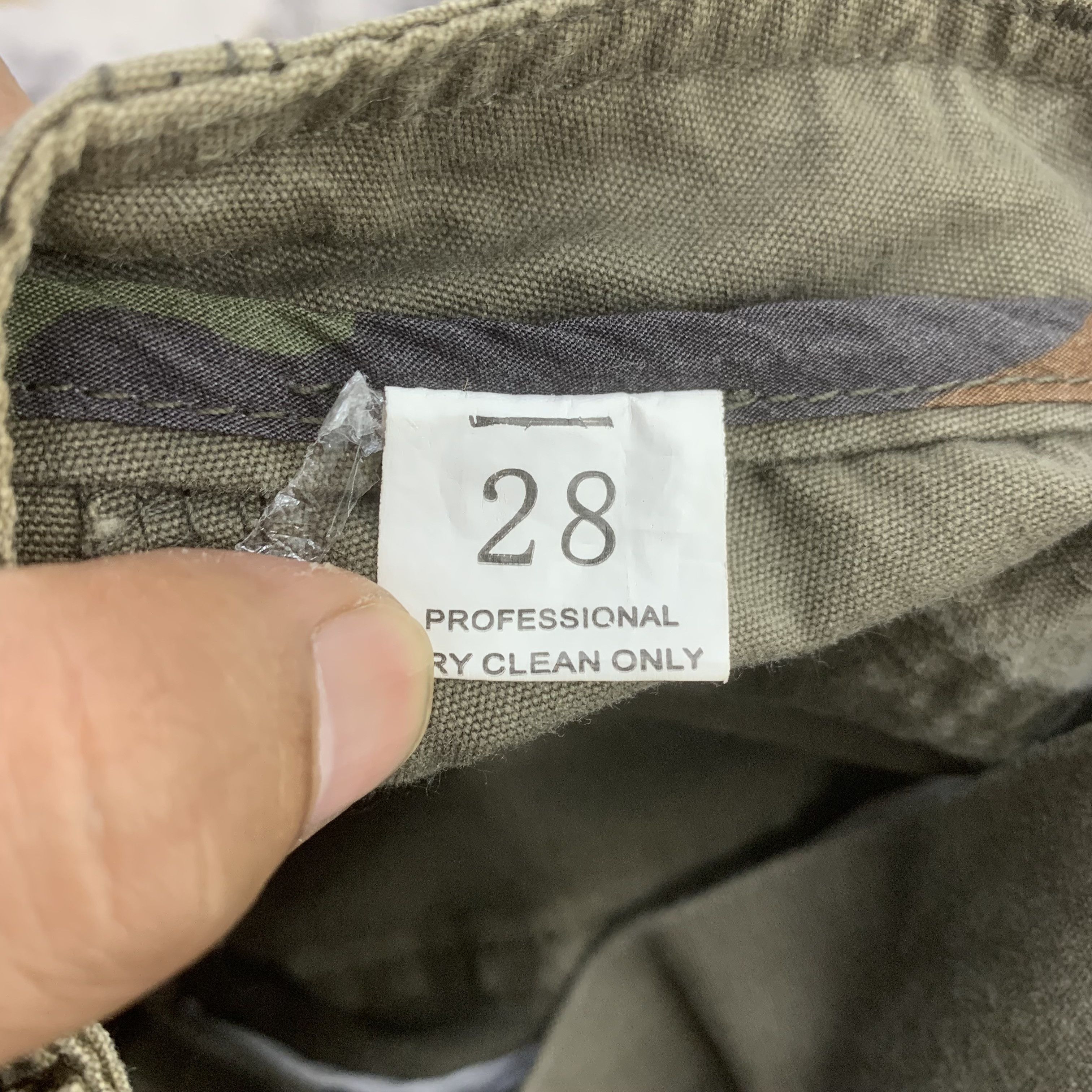 Japanese Brand Vintage Cargo Pants Olive Green Multi Pocket Ankle Zip Pants Size US 28 / EU 44 - 10 Thumbnail