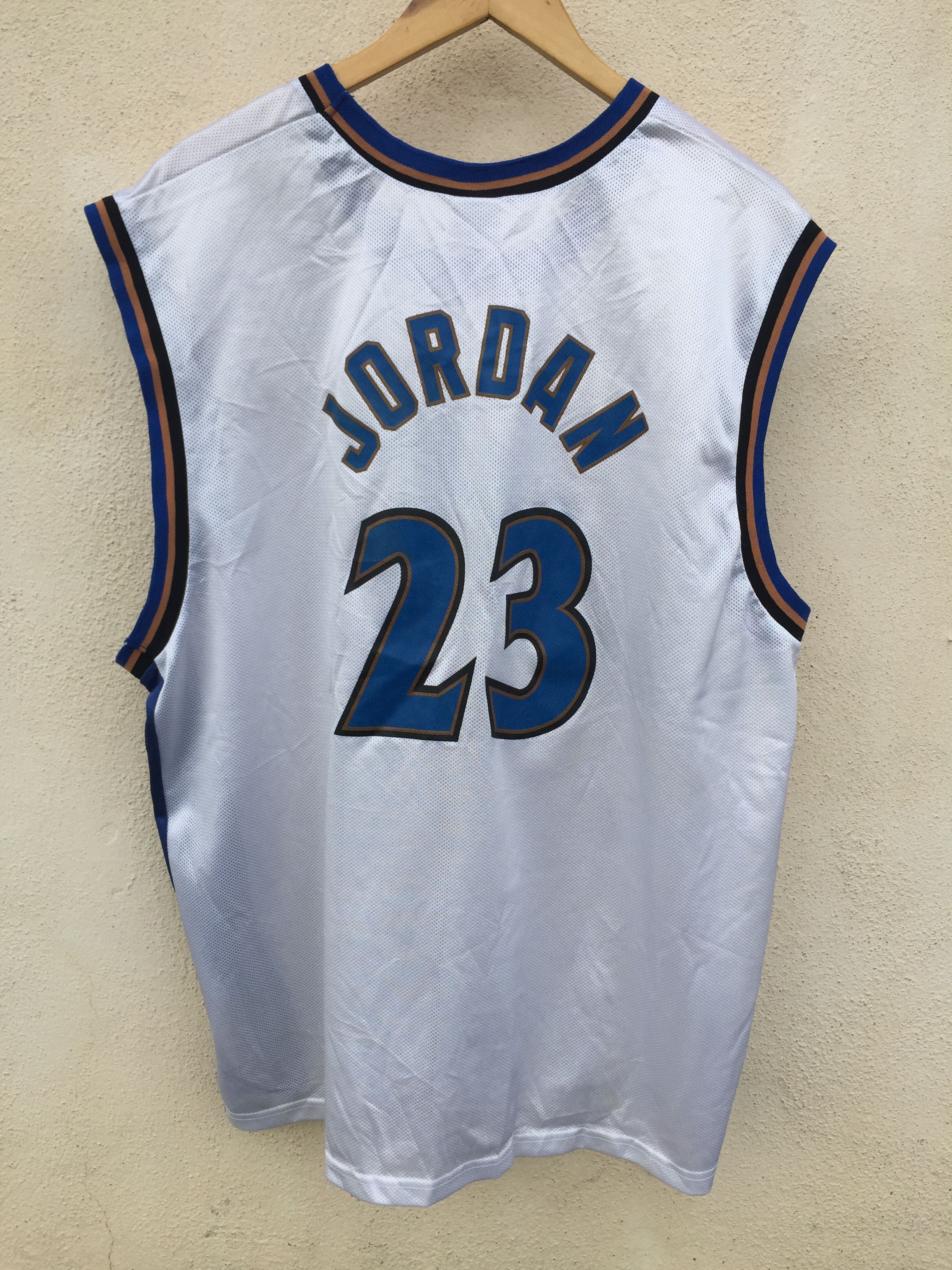 Champion RARE !! Vintage Jordan 23 Wizards Champion Jersey Size US XL / EU 56 / 4 - 4 Thumbnail