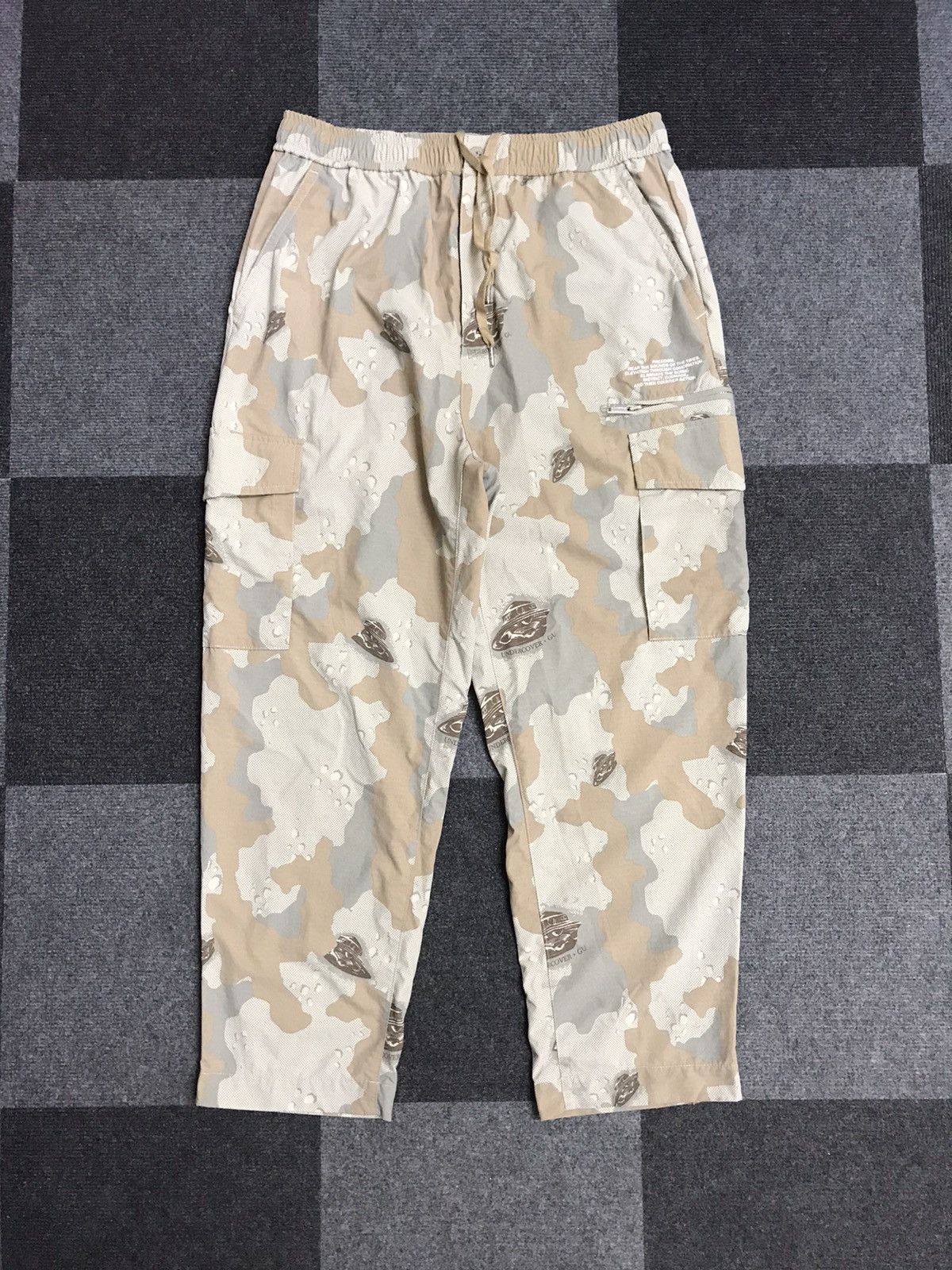 GU UNDERCOVER X GU Hype Beast Style Camo Multipockets Pant Size US 31 - 1 Thumbnail