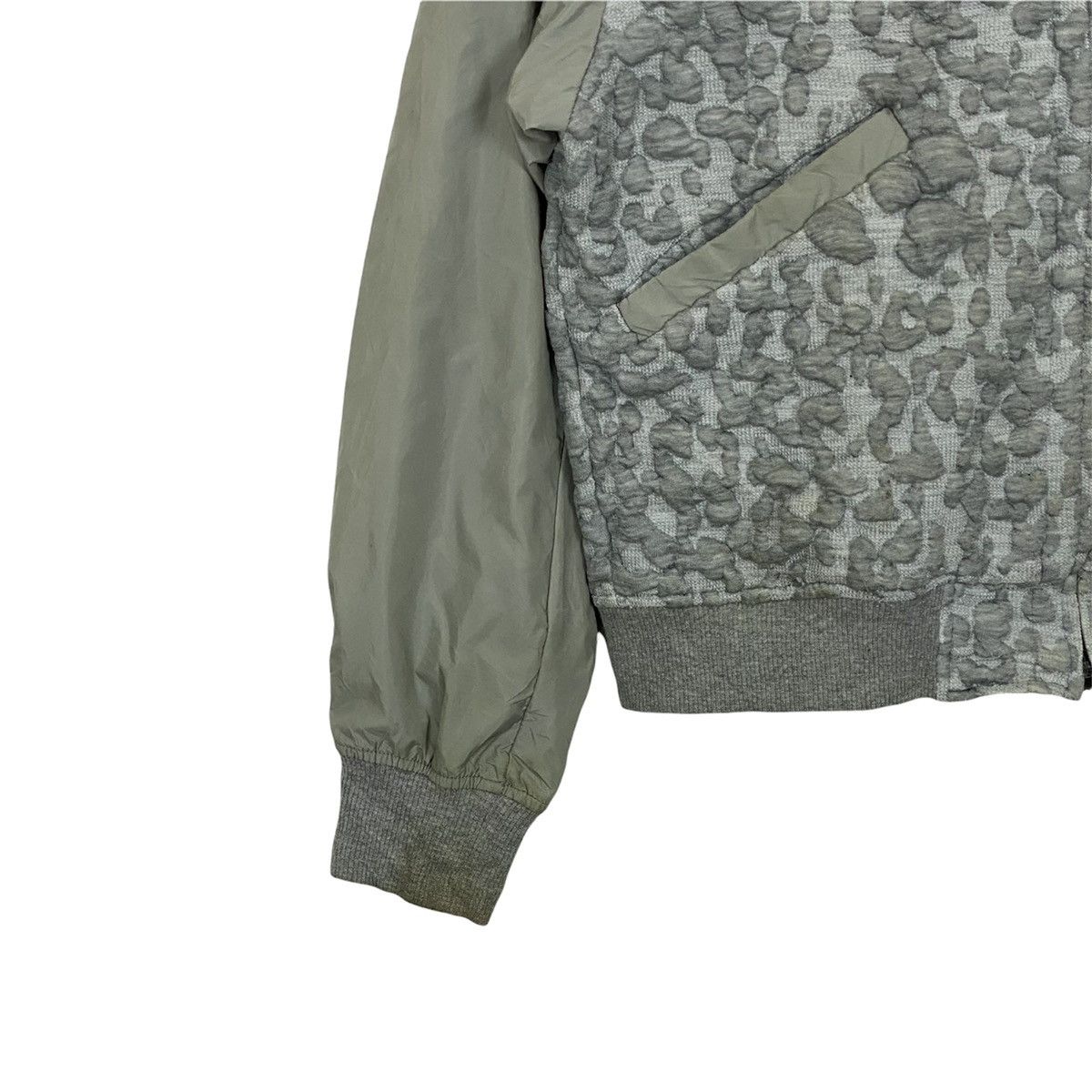 Hysteric Glamour Hysteric Glamour Embossed Leopard Knitted Bomber Size US M / EU 48-50 / 2 - 2 Thumbnail
