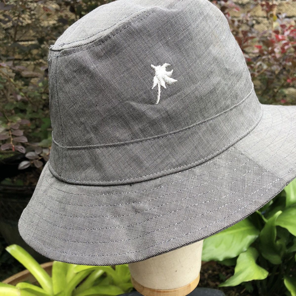 CA4LA × Robert Geller 🔥Iconic🔥Fashionist🔥Ca4la This Charming Man Romeo Bucket Hat Size ONE SIZE - 7 Thumbnail