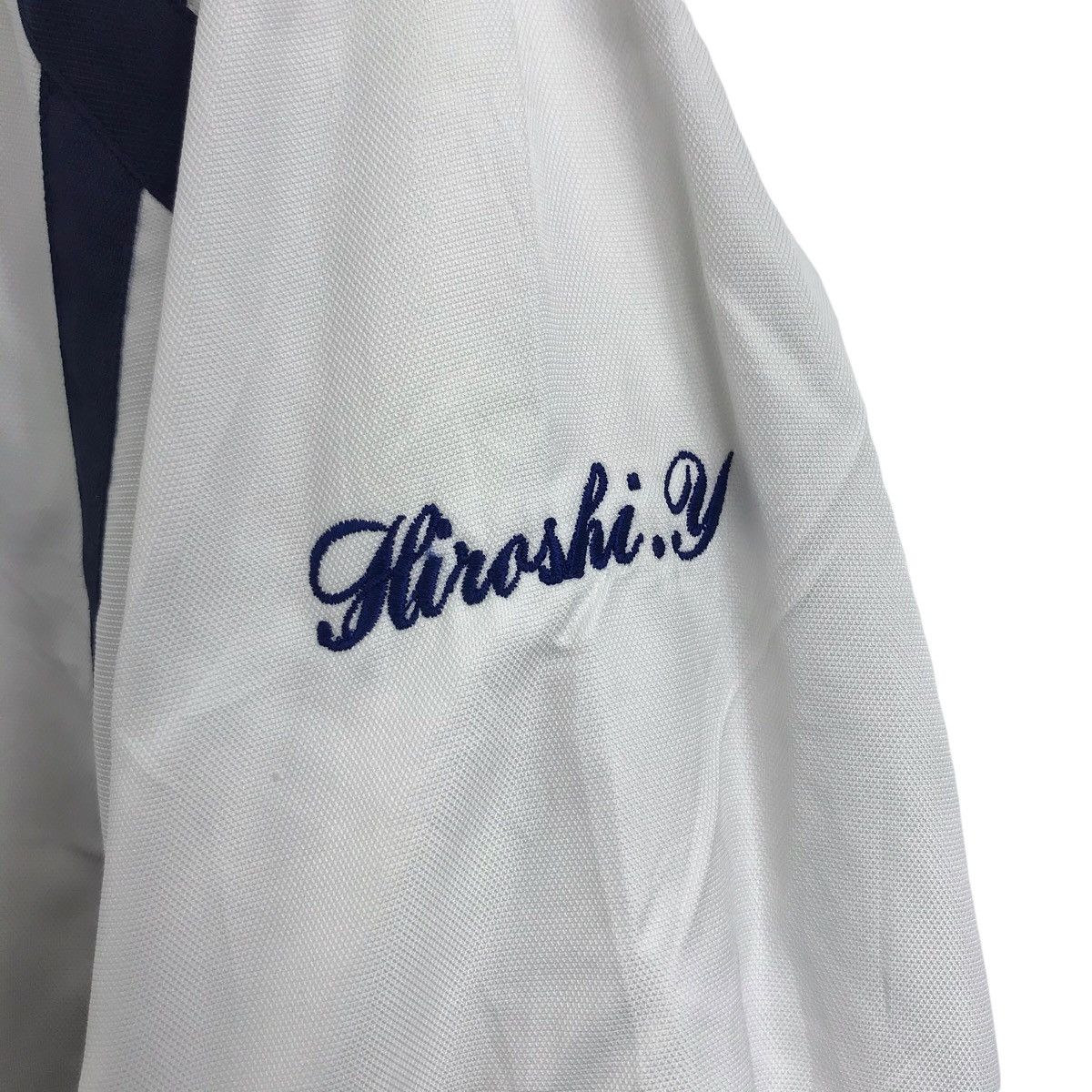 Vintage Vintage YONEX BADMINTON SPORTSWEAR Light Windbreaker Jacket Size US M / EU 48-50 / 2 - 4 Thumbnail