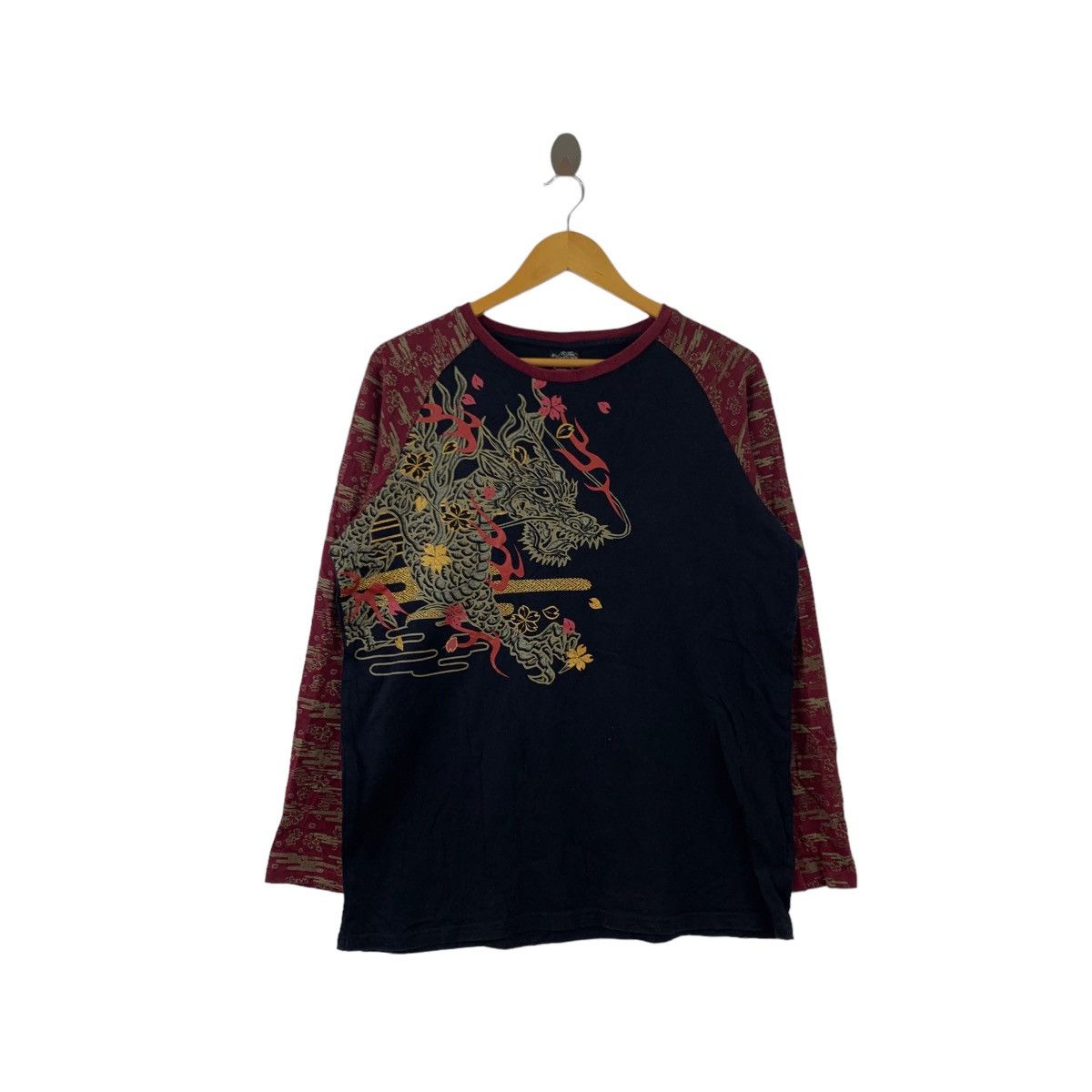 Japanese Brand Vintage DBLD Japanese Brand Sukajan Dragon Long Sleeve Shirt Size US L / EU 52-54 / 3 - 1 Thumbnail