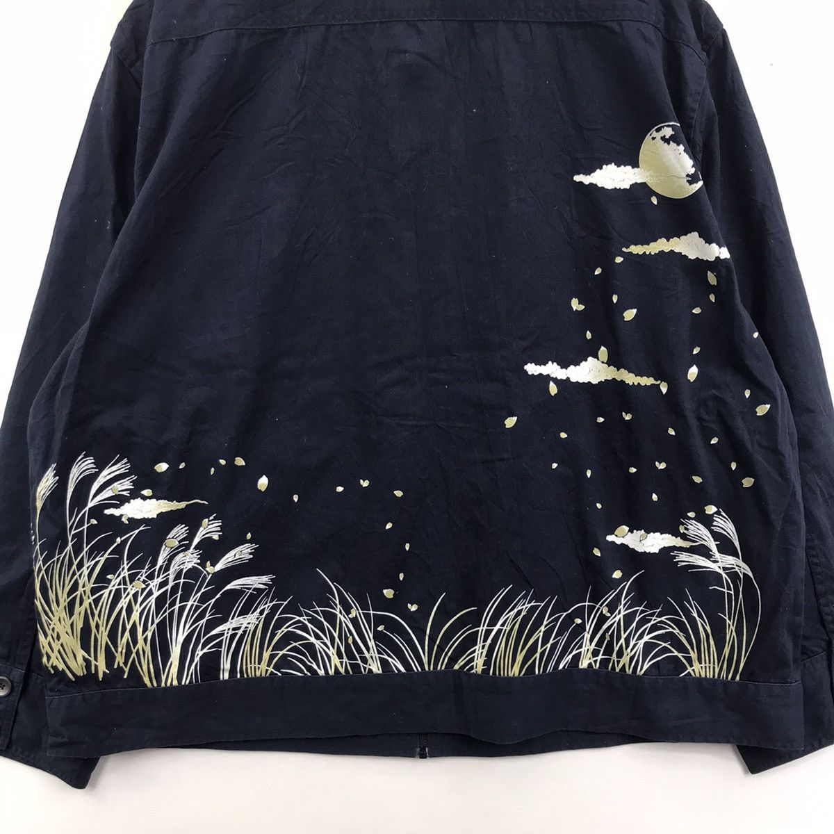 Japanese Brand JAPANESE BRAND Sukajan Motif Koi Fish Paint Jeans Jacket Size US XXL / EU 58 / 5 - 6 Thumbnail