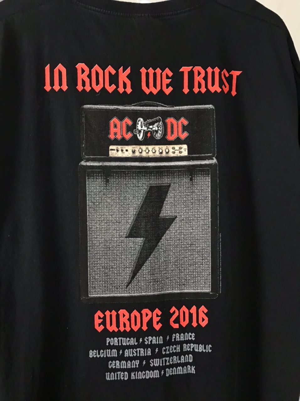 Band Tees AC/DC 2016 vintage overprinted rock band tee Size US XXL / EU 58 / 5 - 6 Thumbnail