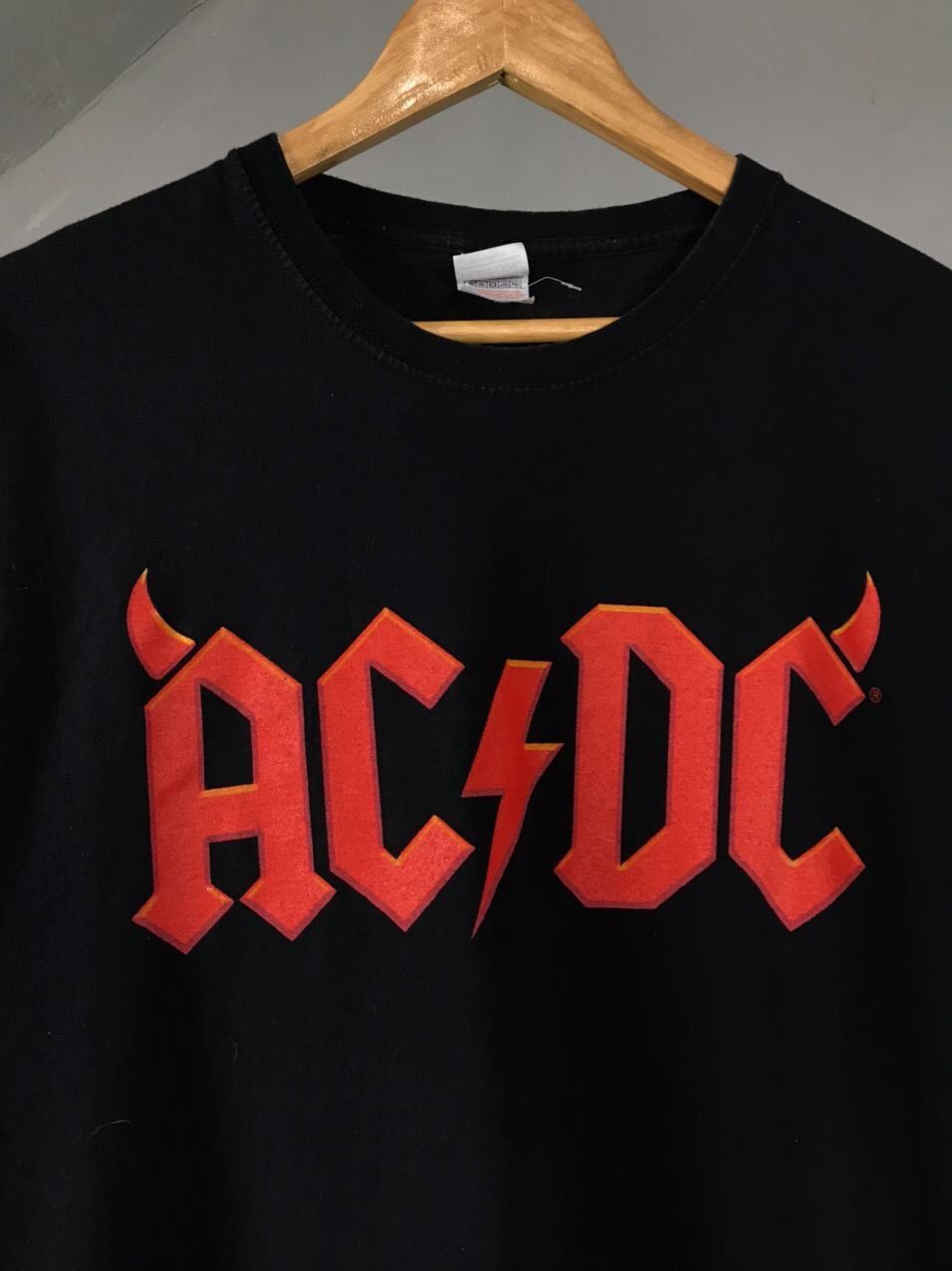 Band Tees AC/DC 2016 vintage overprinted rock band tee Size US XXL / EU 58 / 5 - 3 Thumbnail