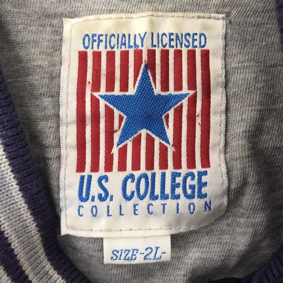 Vintage GEORGETOWN UNIVERSITY HOYAS U.S College Bomber Coach Jacket Size US XXL / EU 58 / 5 - 7 Thumbnail