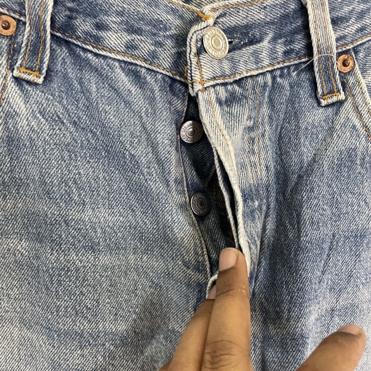 Levi's Vintage 90s Levis 501 Distressed Denim Jeans Size US 33 - 5 Thumbnail