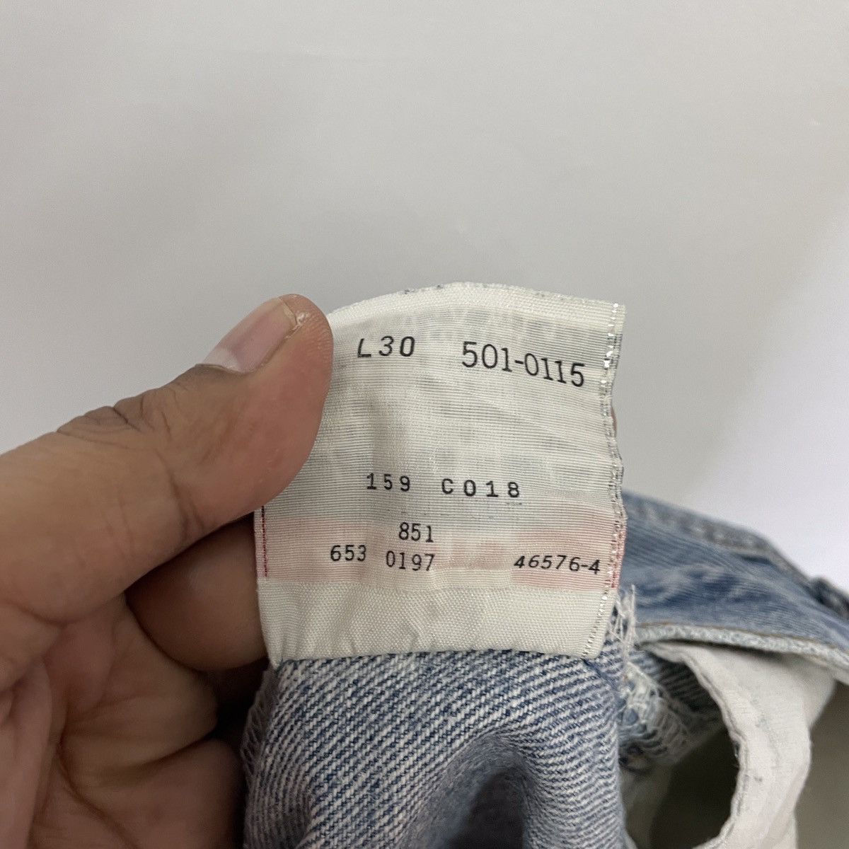 Levi's Vintage 90s Levis 501 Distressed Denim Jeans Size US 33 - 7 Thumbnail