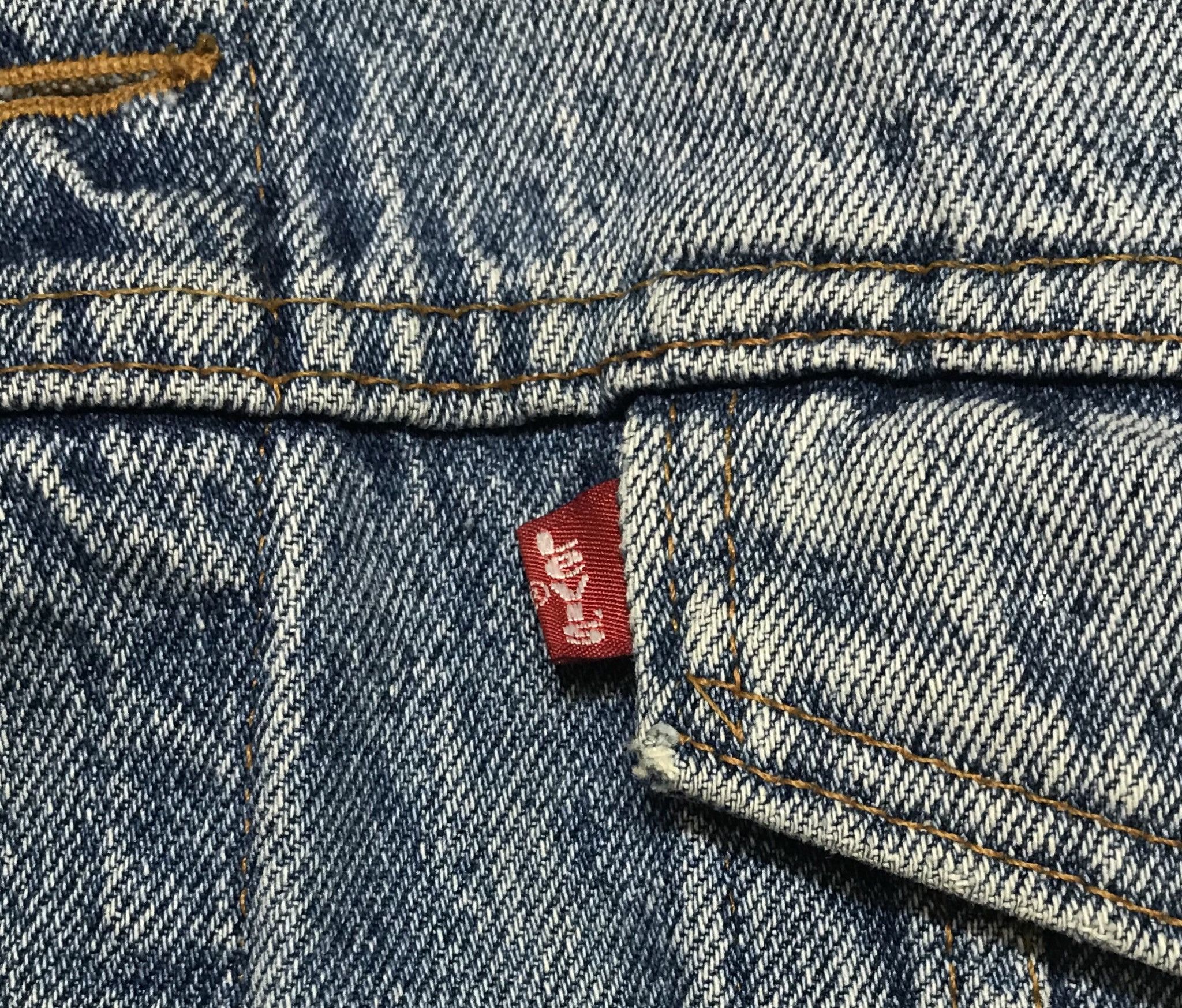 Levi's Levi's Jean Denim Truckers Jacket 70507-4895 Made In U.S.A. Size US L / EU 52-54 / 3 - 6 Thumbnail