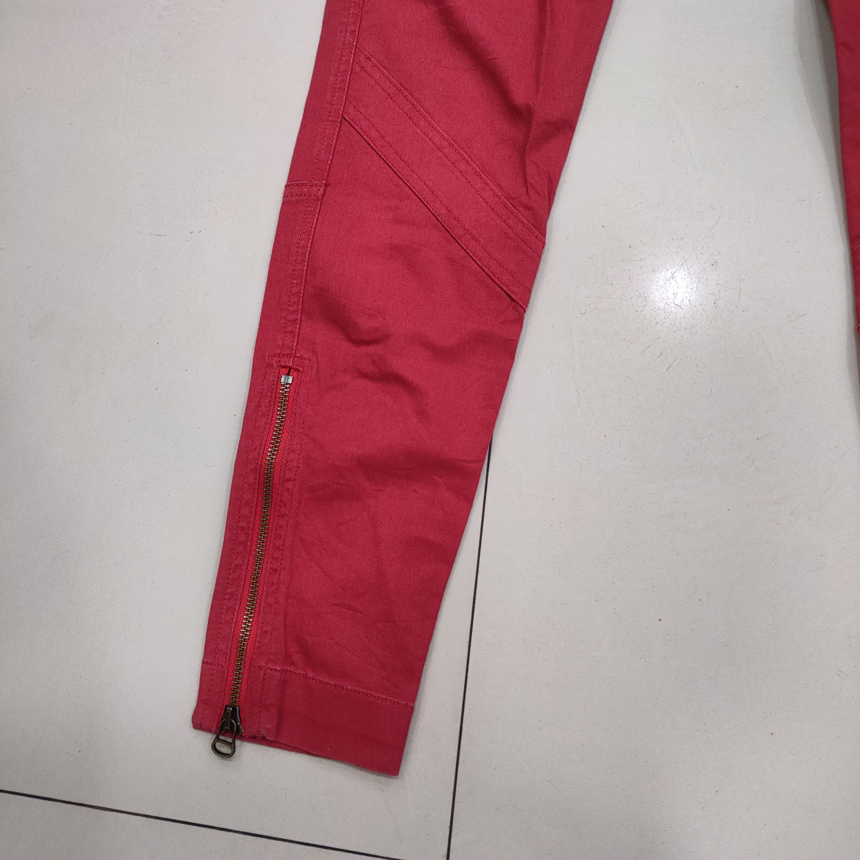 Polo Ralph Lauren POLO RALPH LAUREN FADED RED CARGO PANTS Size US 29 - 8 Thumbnail
