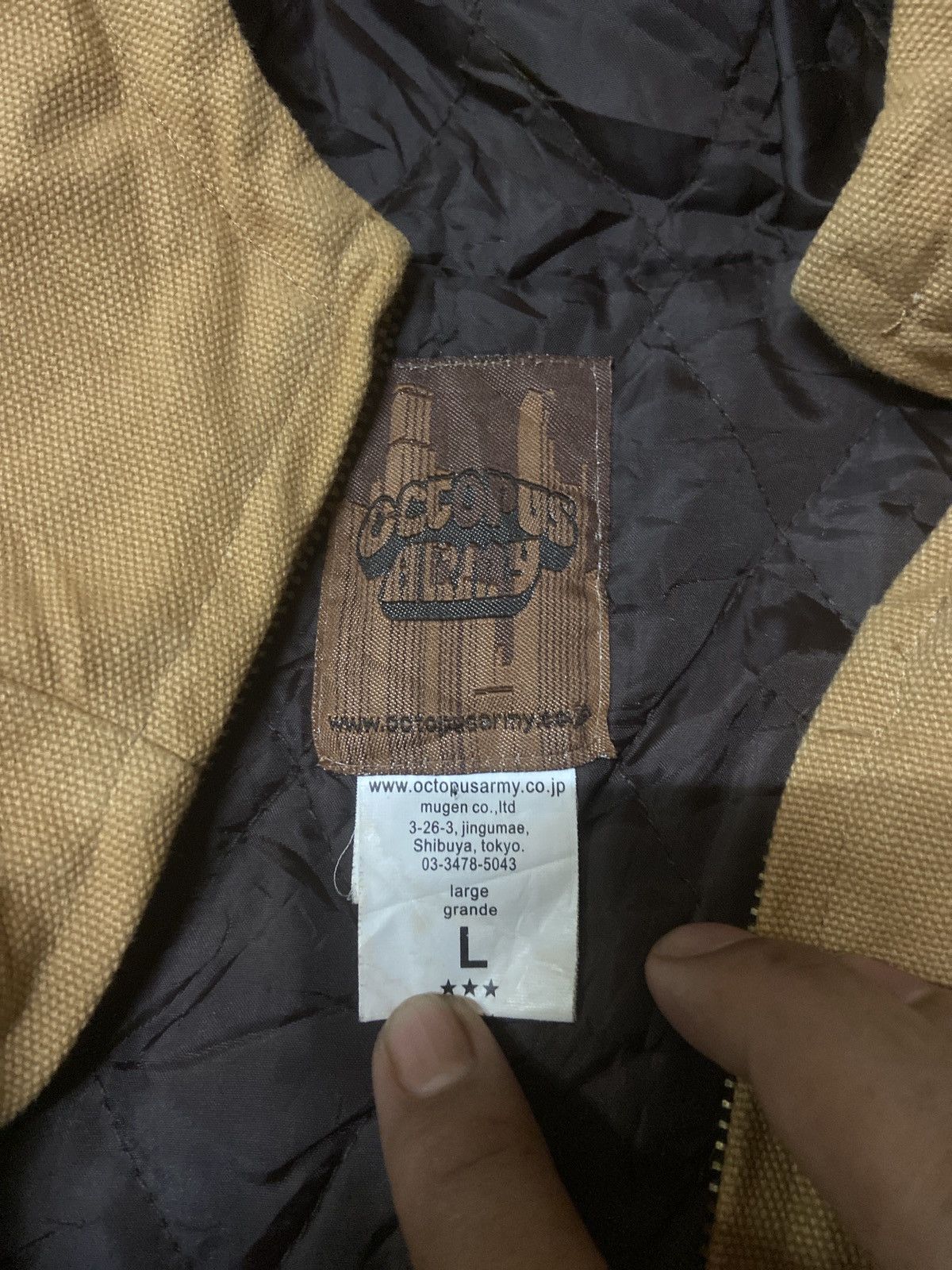 Japanese Brand 🔥SALE🔥OCTOPUS ARMY CARHART INSPIRED DESIGN Size US L / EU 52-54 / 3 - 6 Thumbnail