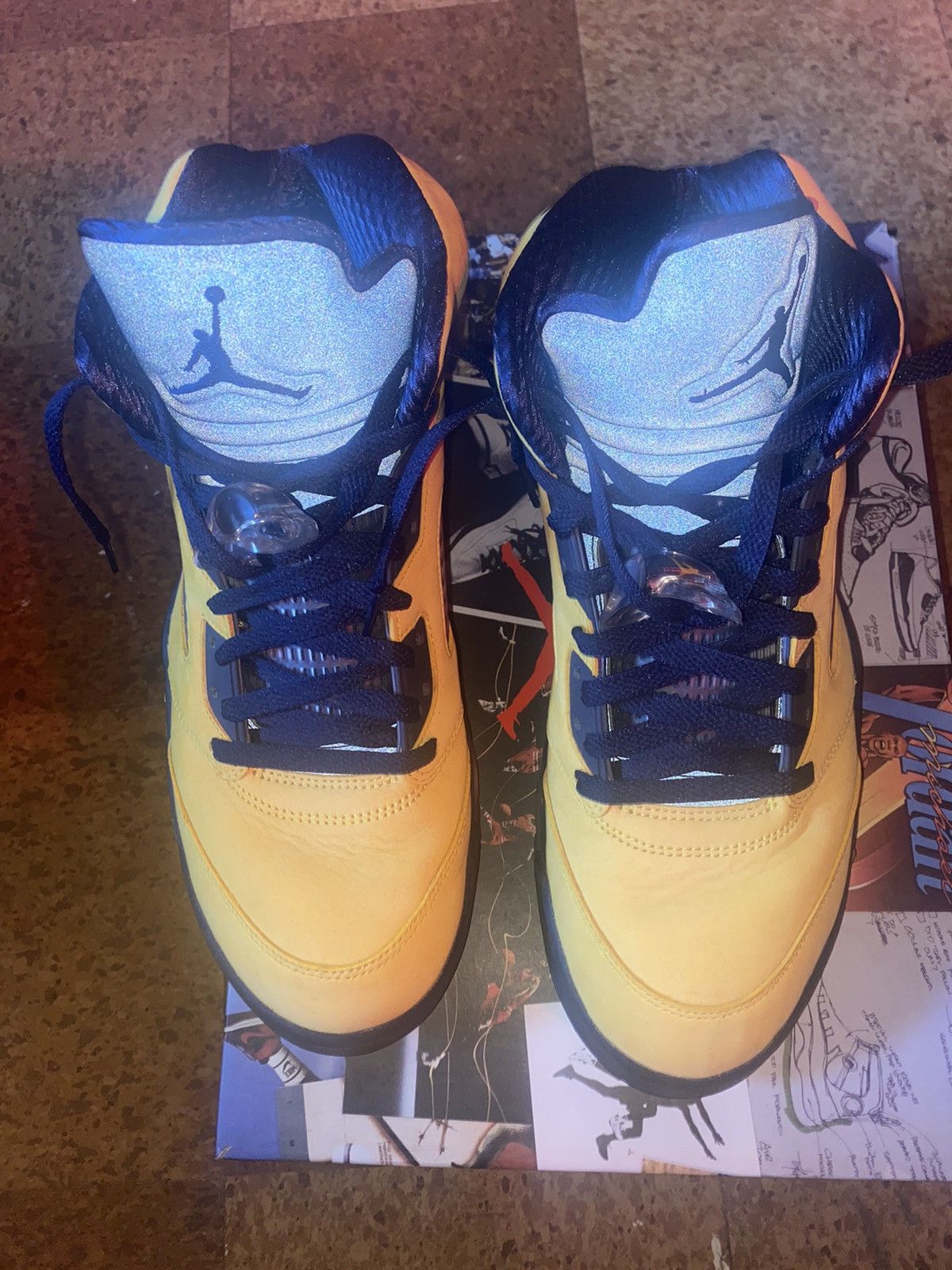 Jordan Brand × Nike Jordan 5 Michigan (2019 Size US 11 / EU 44 - 9 Thumbnail
