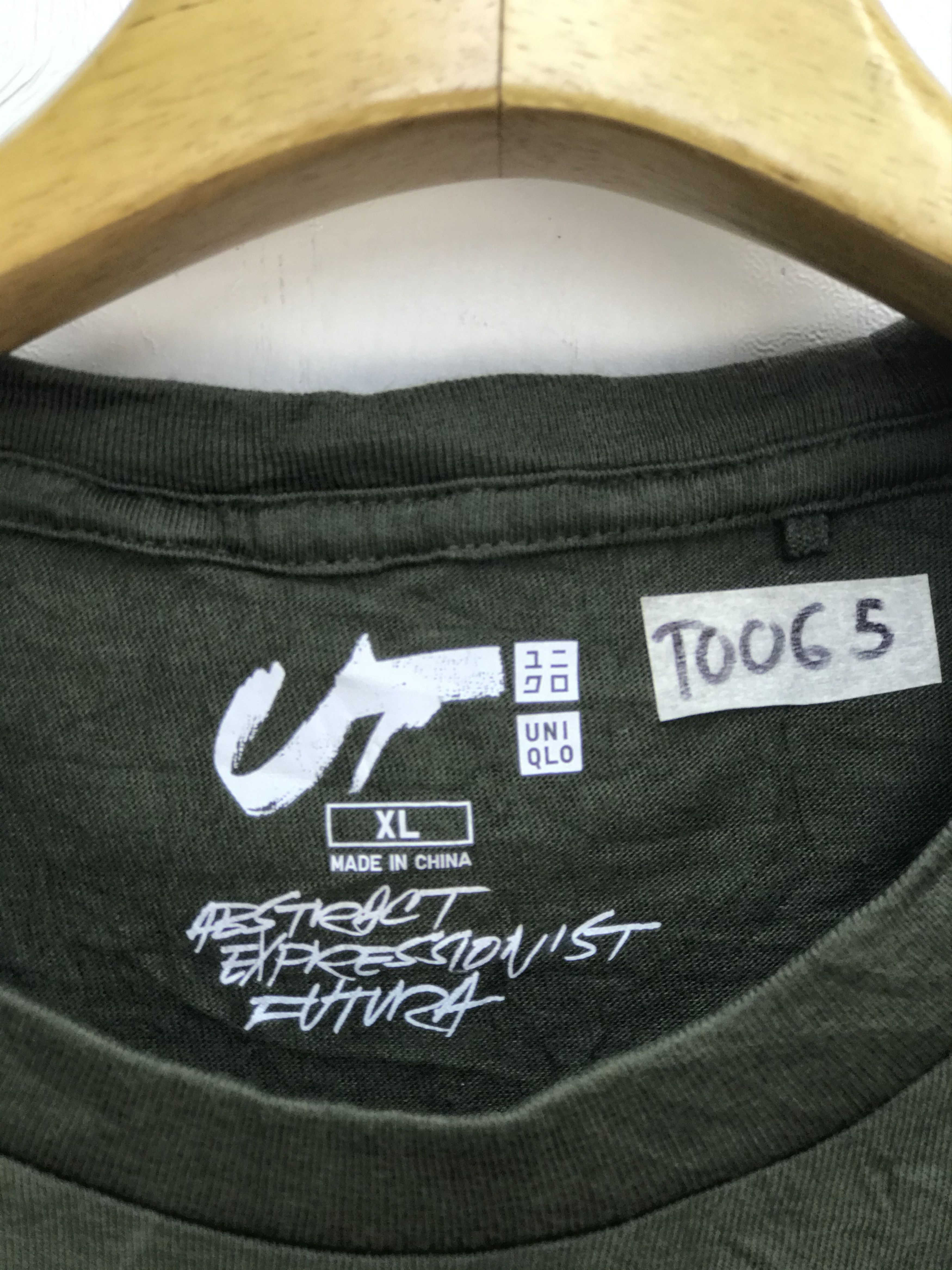Futura × Uniqlo FUTURA X UNIQLO DESIGNER SHIRT Size US XL / EU 56 / 4 - 3 Thumbnail