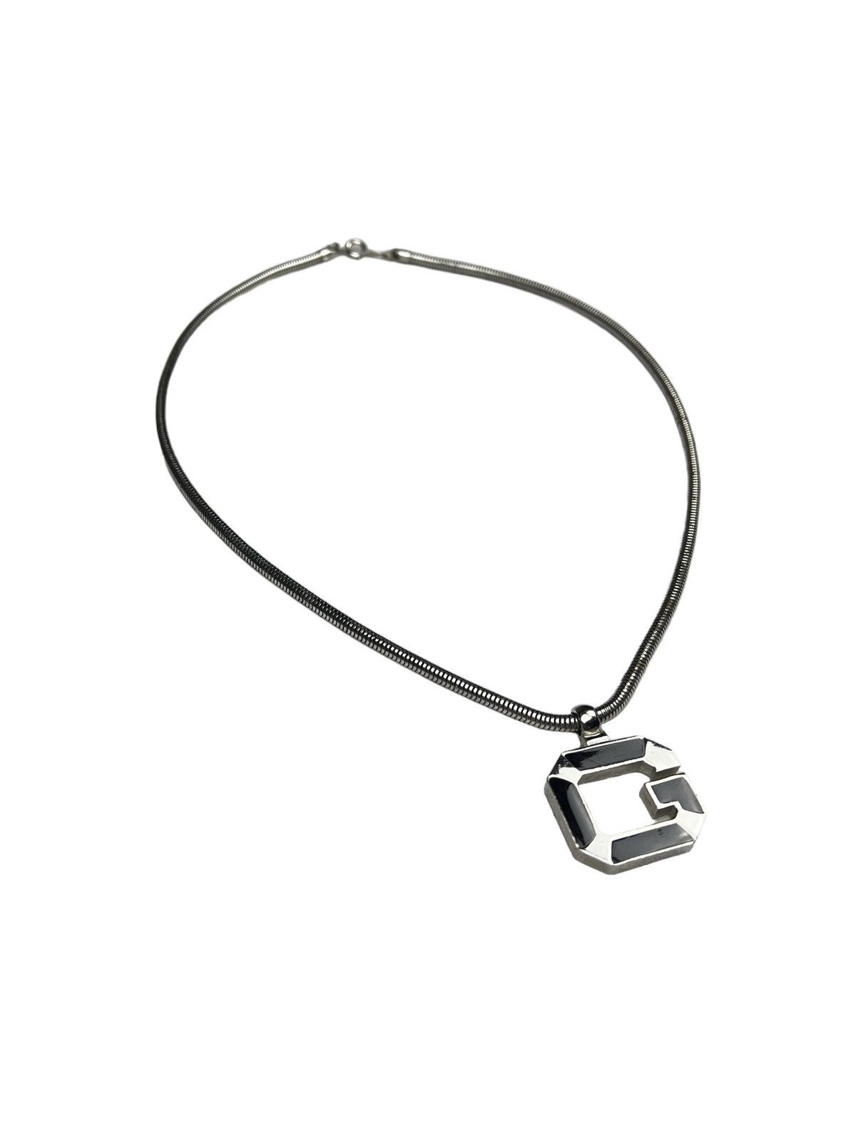 Givenchy Vintage Givenchy Silver Necklace Size ONE SIZE - 1 Thumbnail