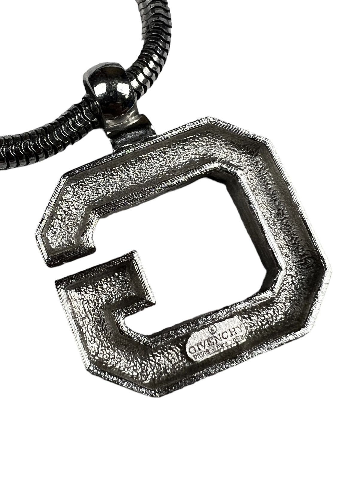 Givenchy Vintage Givenchy Silver Necklace Size ONE SIZE - 9 Thumbnail