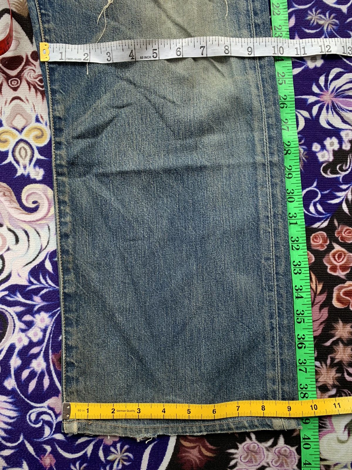 Levi's Vintage Clothing Vintage Levis 501 Faded Wash Denim Size US 39 - 12 Thumbnail