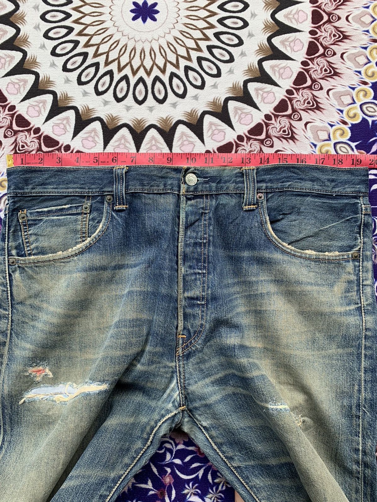 Levi's Vintage Clothing Vintage Levis 501 Faded Wash Denim Size US 39 - 14 Thumbnail
