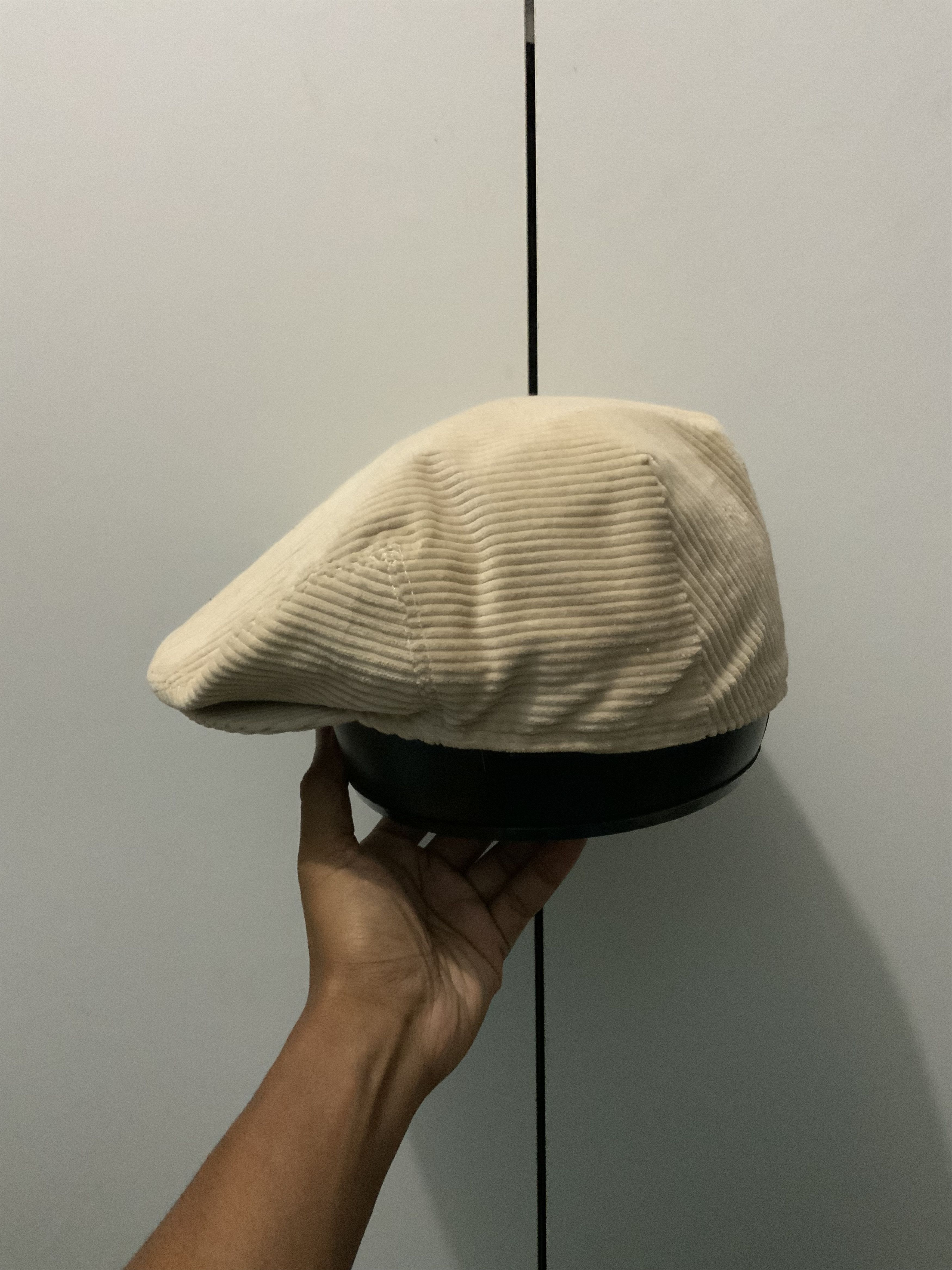 Vintage Vintage Failsworth UK Corduroy Classic Beretta Hat Size ONE SIZE - 1 Thumbnail