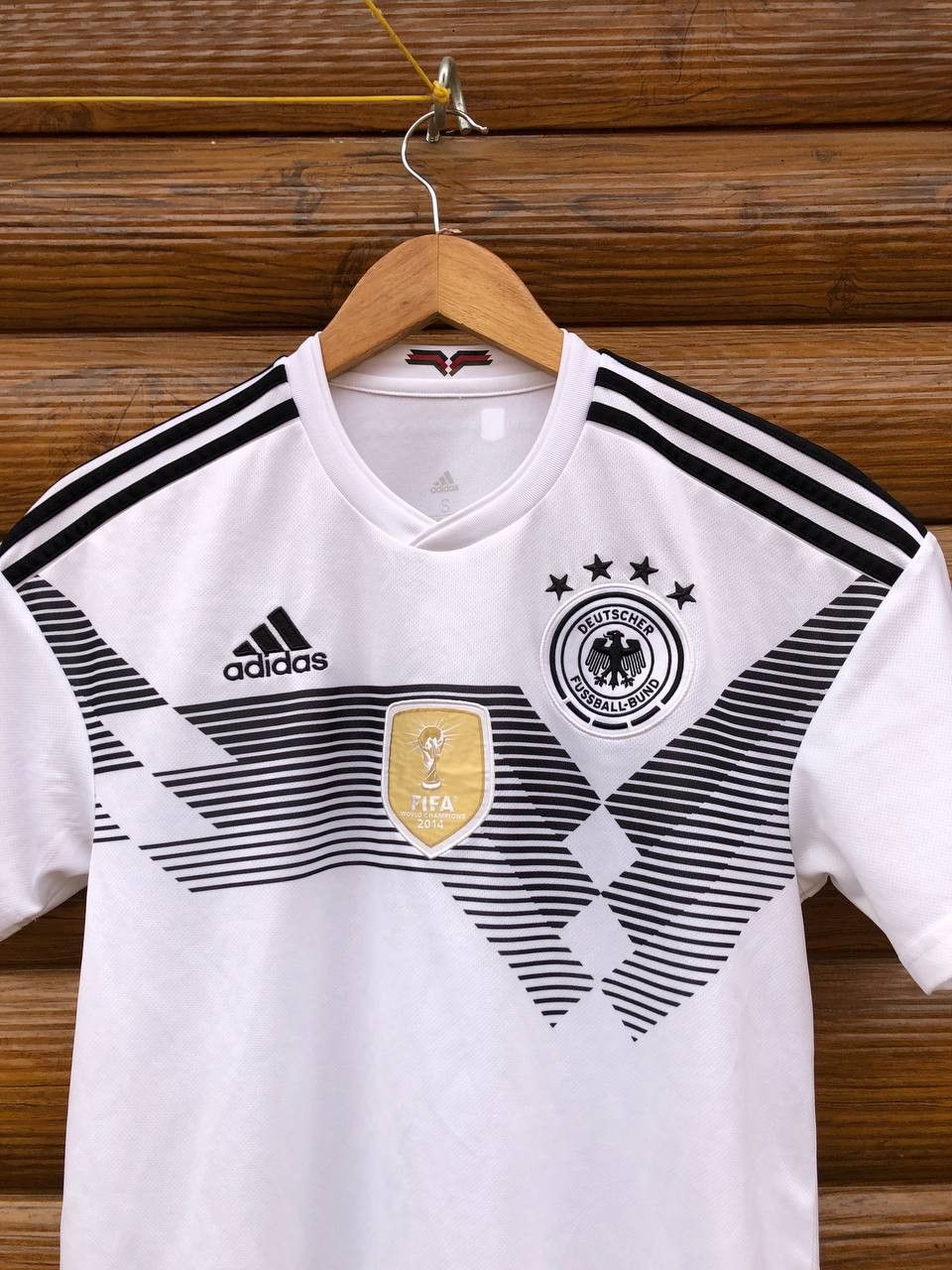 Adidas ADIDAS GERMANY FOOTBALL SOCCER JERSEY Size US S / EU 44-46 / 1 - 2 Thumbnail