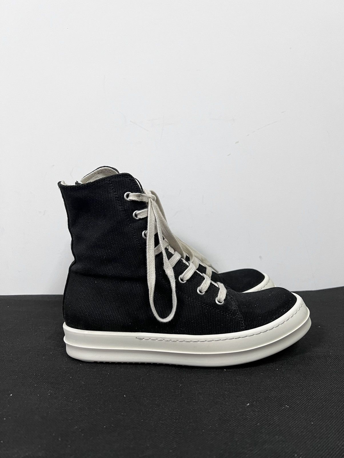 Rick Owens Drkshdw Rick owens drkshdw ramones high top sneakers sz37.5 Size US 7.5 / IT 37.5 - 4 Thumbnail