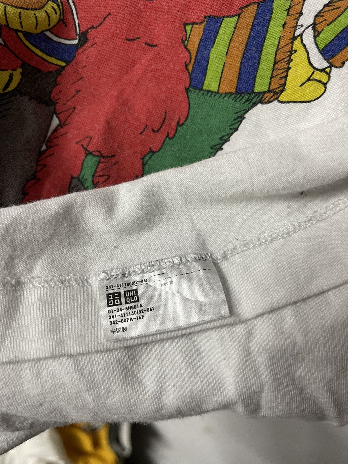 Kaws × Uniqlo UNIQLO x KAWS x SESAME STREET CHARACTERS ELMO Size US XS / EU 42 / 0 - 6 Thumbnail