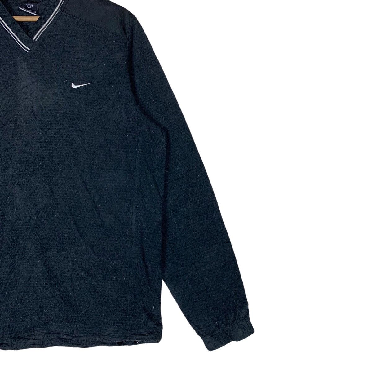 Nike Nike Small Logo V Neck Faded Pullover Jumper Sweatshirt Size US L / EU 52-54 / 3 - 4 Thumbnail