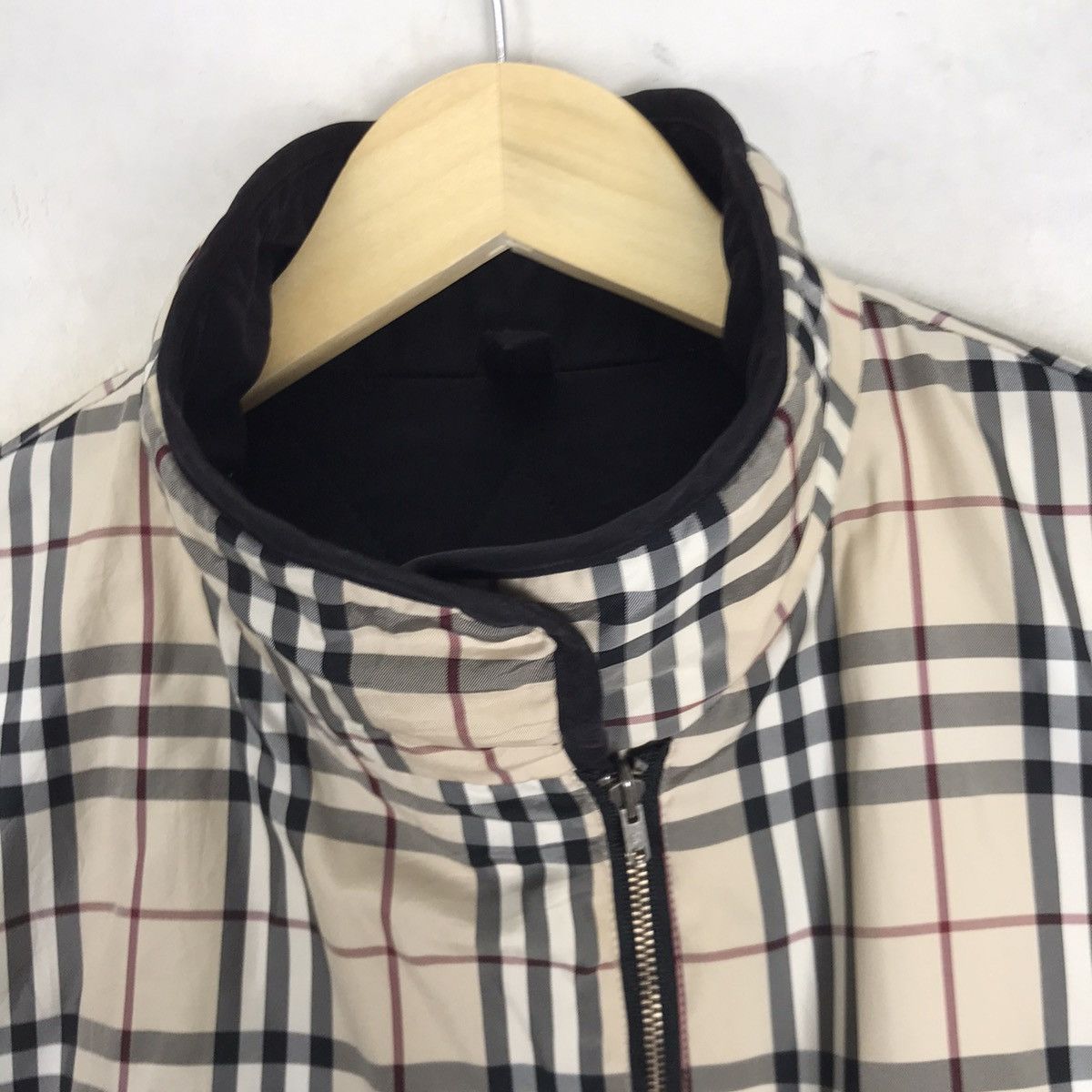 Burberry Burberry London Reversible Nova Check Quilted Vests Size US XS / EU 42 / 0 - 16 Thumbnail