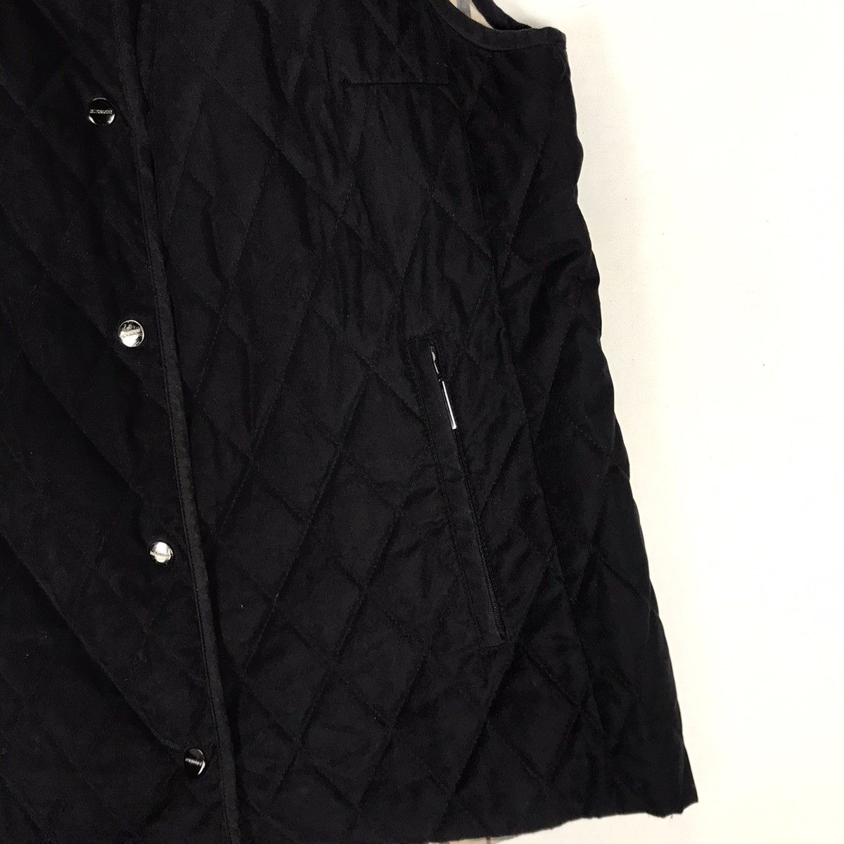 Burberry Burberry London Reversible Nova Check Quilted Vests Size US XS / EU 42 / 0 - 9 Thumbnail