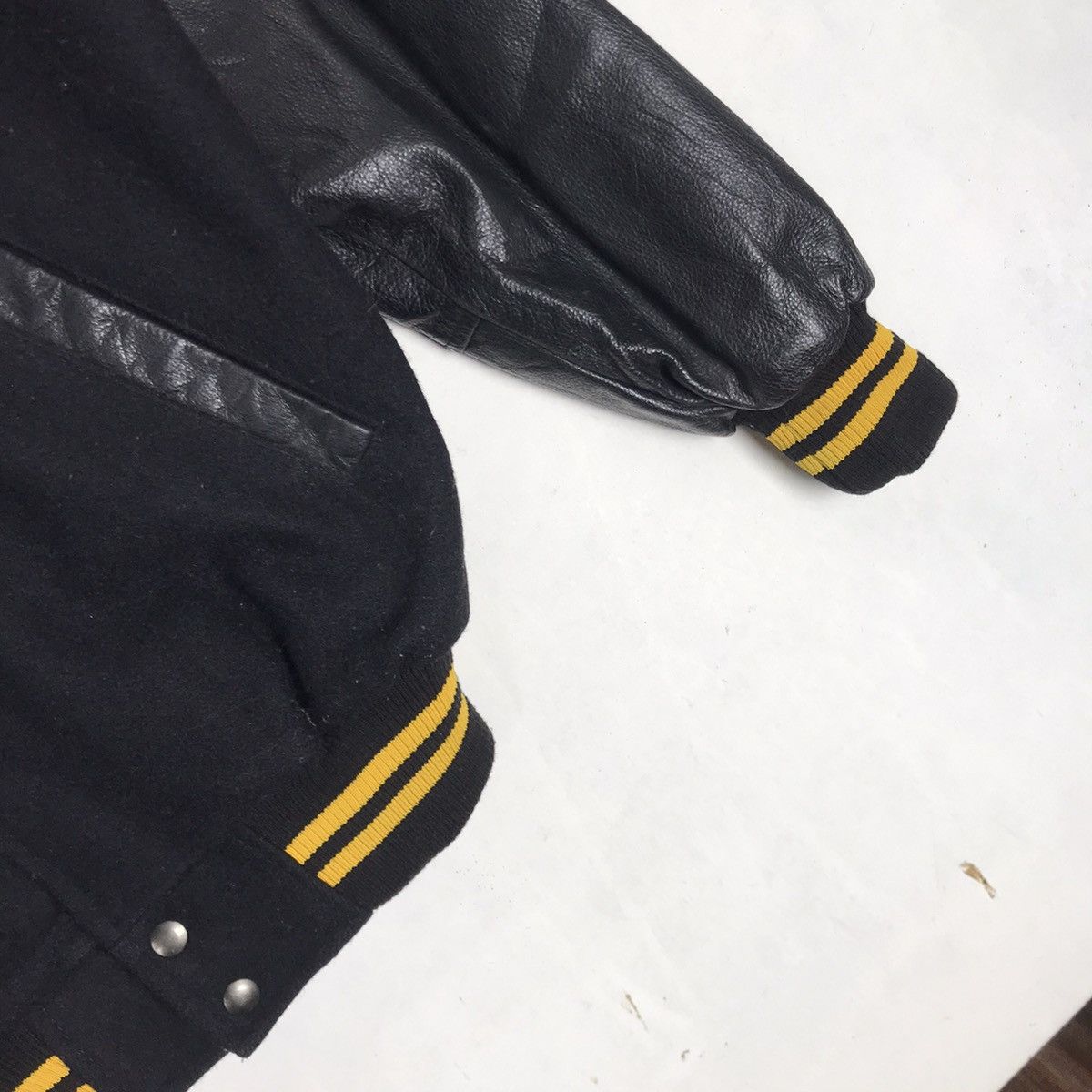 Band Tees Vtg The Rolling Stones No Security Tour 99 Varsity Jacket Size US L / EU 52-54 / 3 - 9 Thumbnail