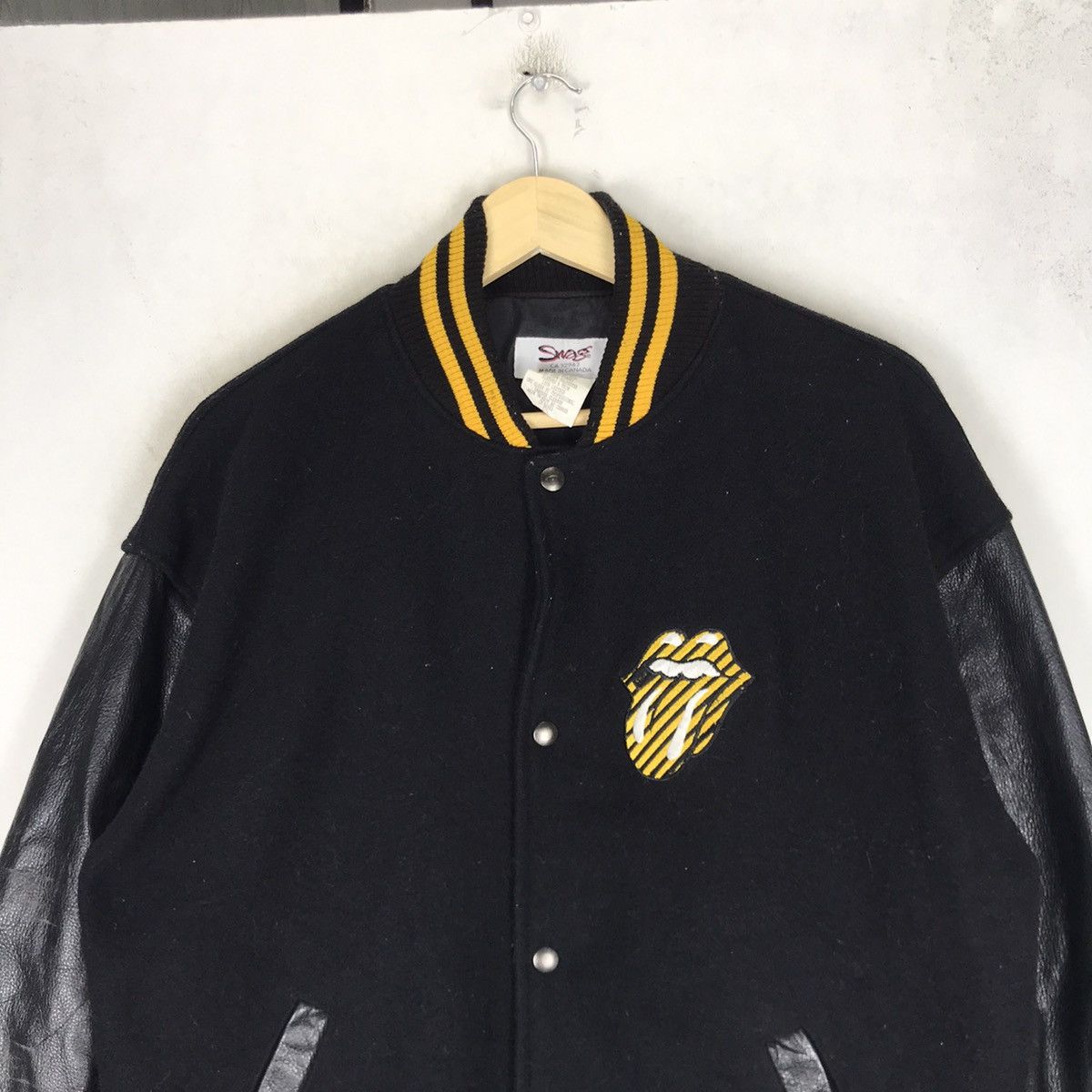 Band Tees Vtg The Rolling Stones No Security Tour 99 Varsity Jacket Size US L / EU 52-54 / 3 - 3 Thumbnail