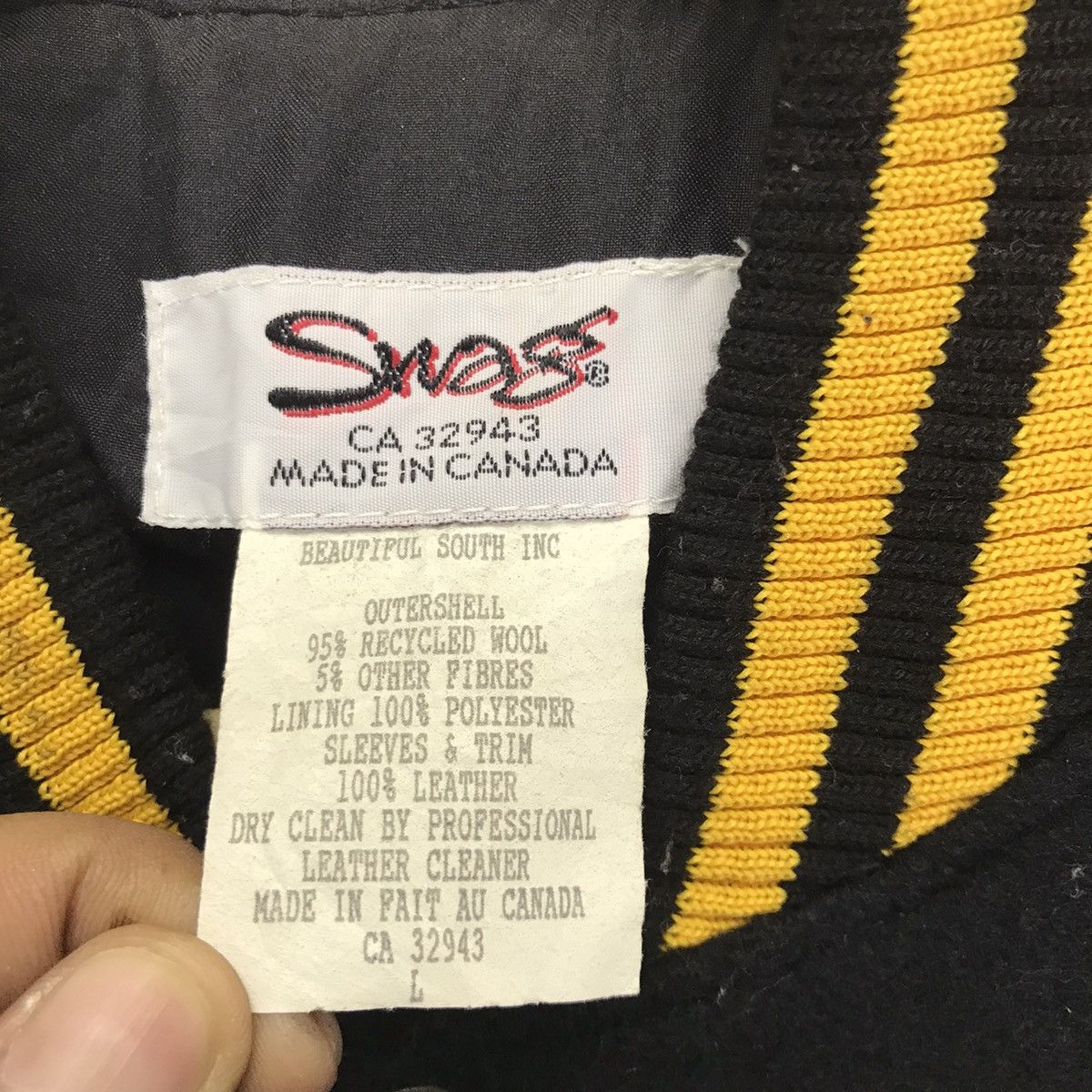 Band Tees Vtg The Rolling Stones No Security Tour 99 Varsity Jacket Size US L / EU 52-54 / 3 - 8 Thumbnail