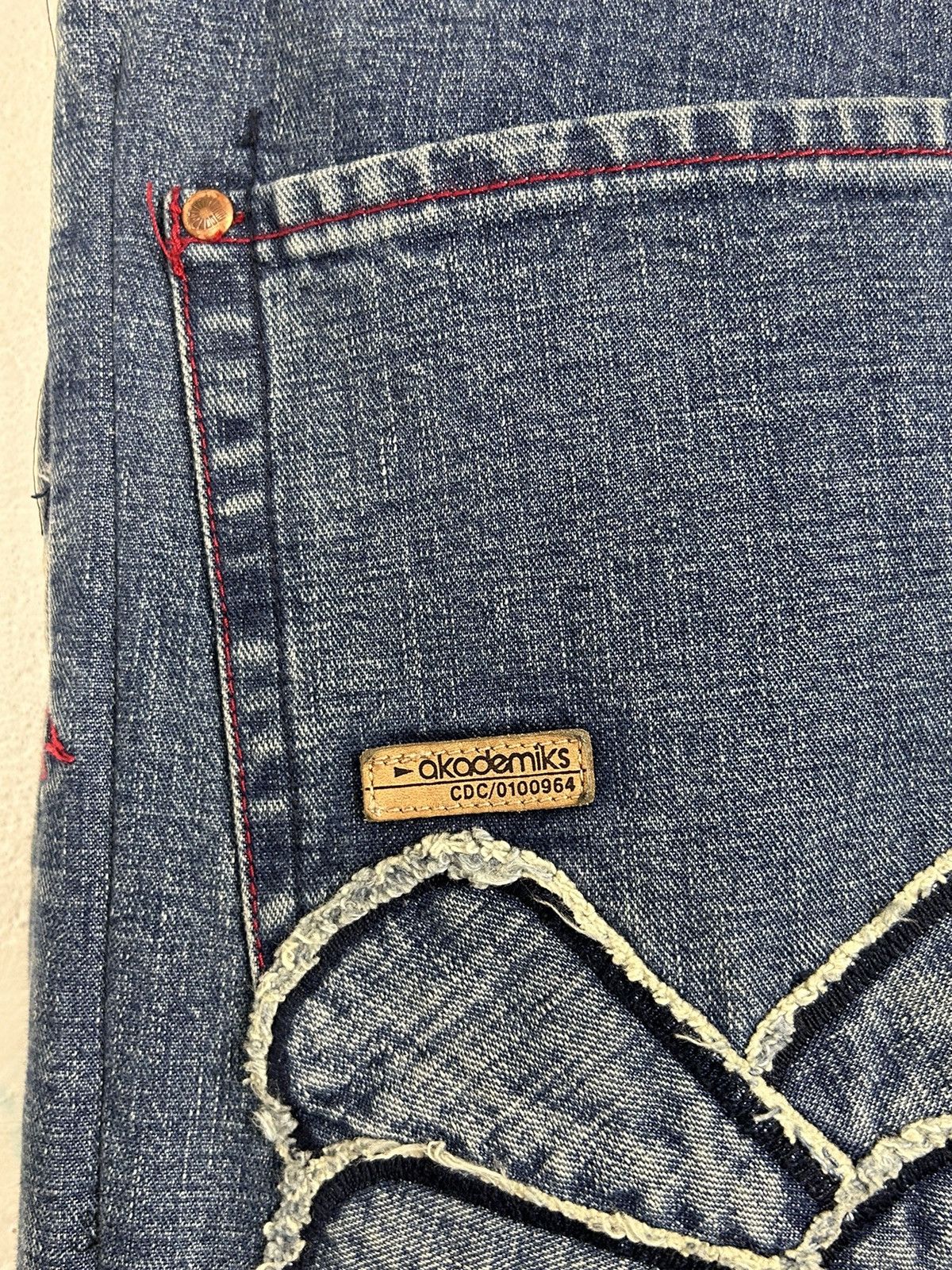 Akademiks 00s Vintage Akademiks Crazy Patchwork Design Denim Jeans Size US 36 / EU 52 - 13 Thumbnail