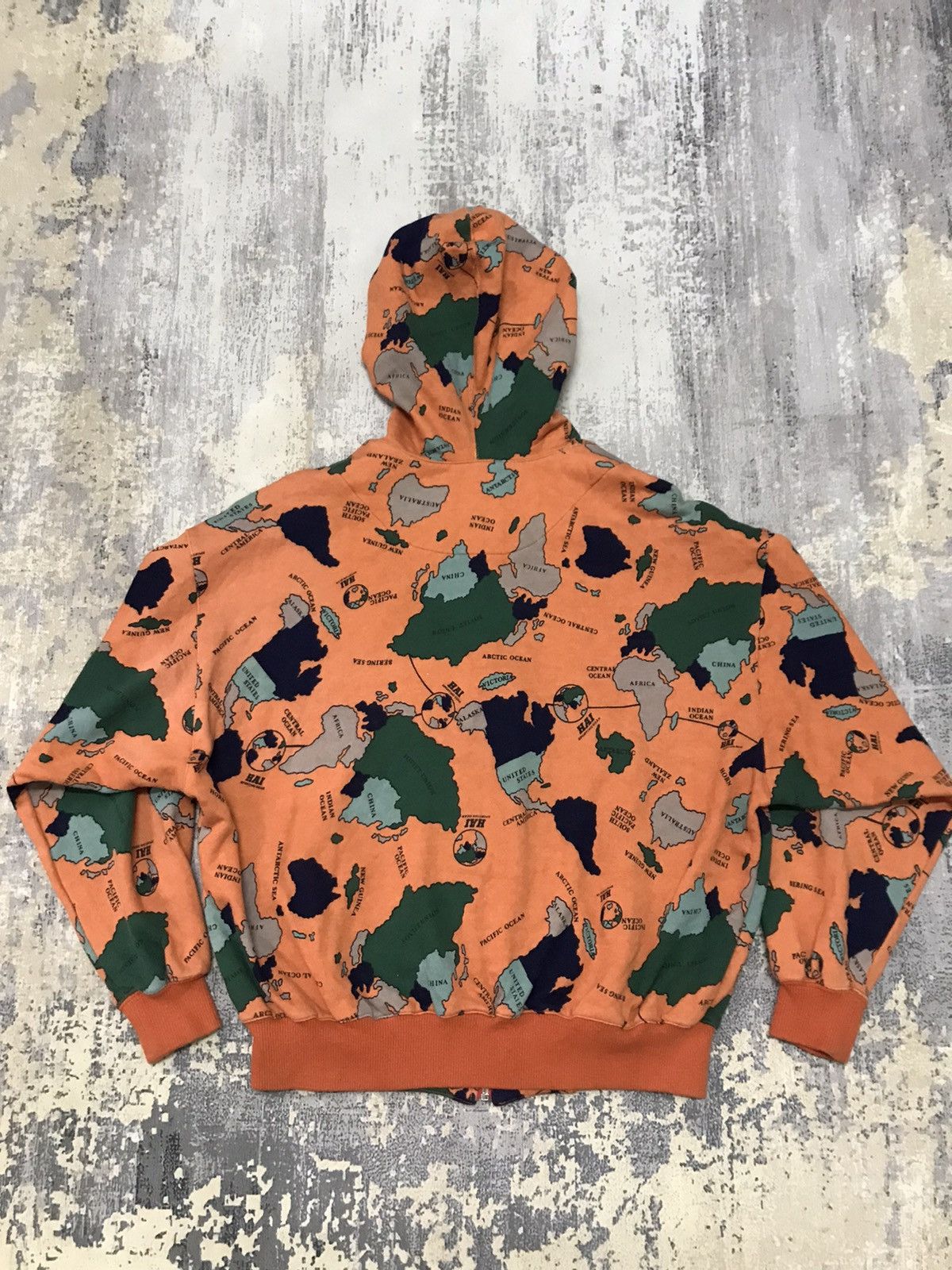 Hai Sporting Gear × Issey Miyake × Japanese Brand Vintagw Hai Sporting Gear Issey Miyake Over Print Hoodie Size US M / EU 48-50 / 2 - 2 Thumbnail