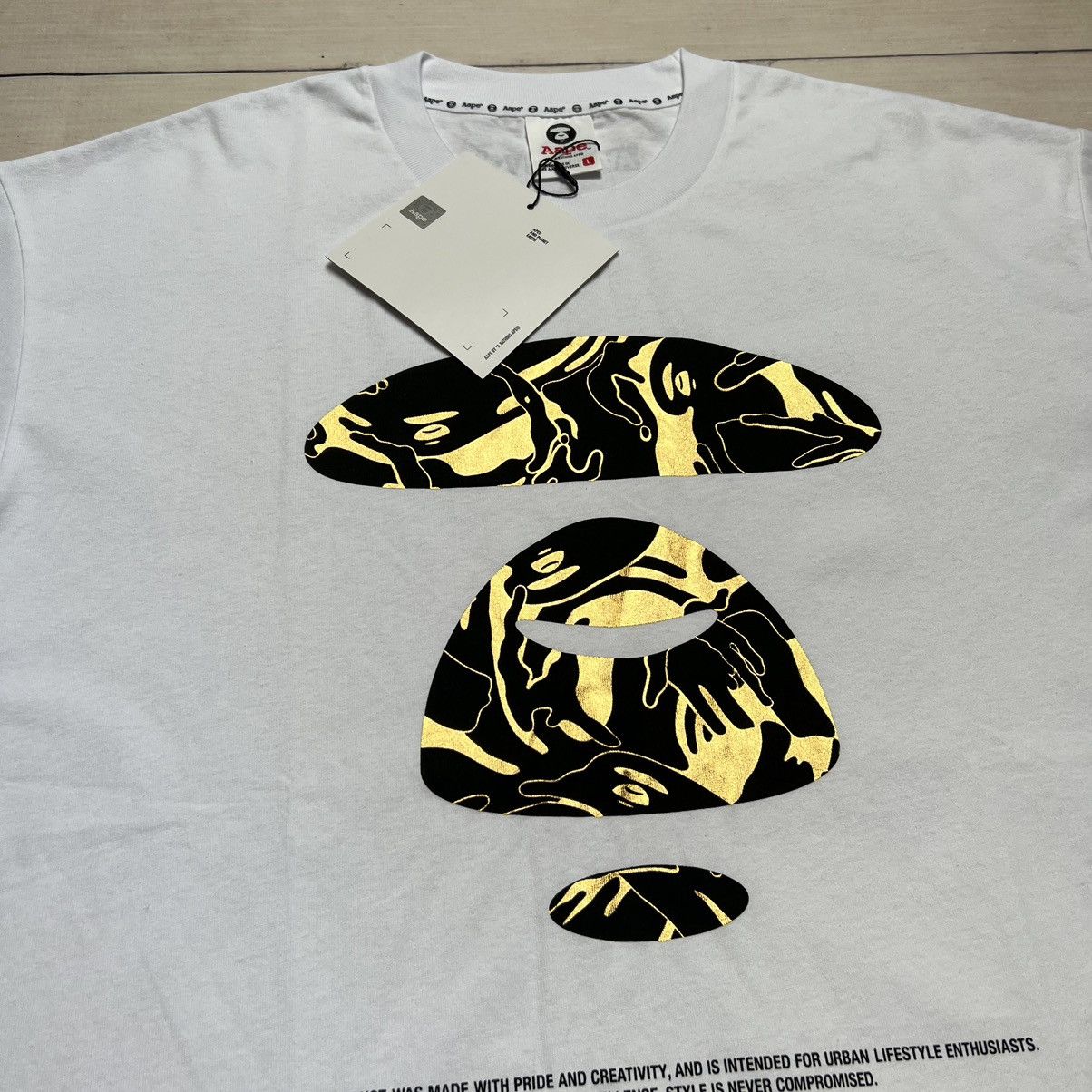 Aape Aape Bathing Ape Bape Tshirt Moon Face Tee White Size US L / EU 52-54 / 3 - 7 Thumbnail