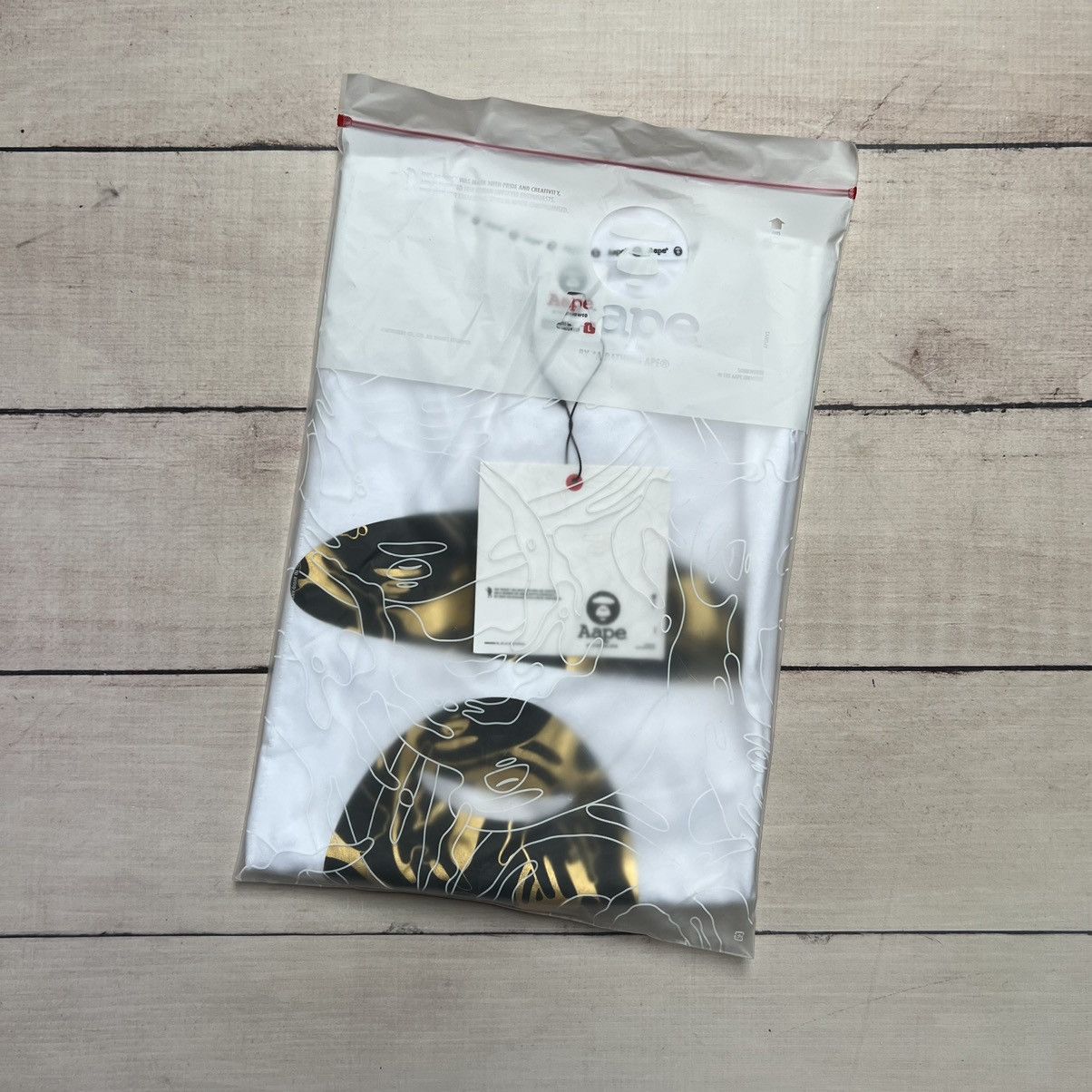 Aape Aape Bathing Ape Bape Tshirt Moon Face Tee White Size US L / EU 52-54 / 3 - 3 Thumbnail