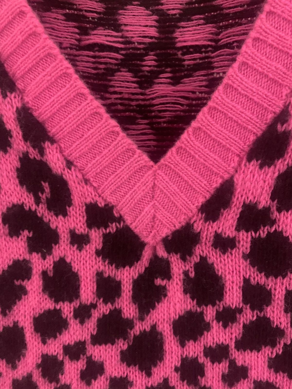 トップス noah nyc Cheetah Lambswool Sweater Vest Noah Noah cheetah lambswool sweater vest | Grailed