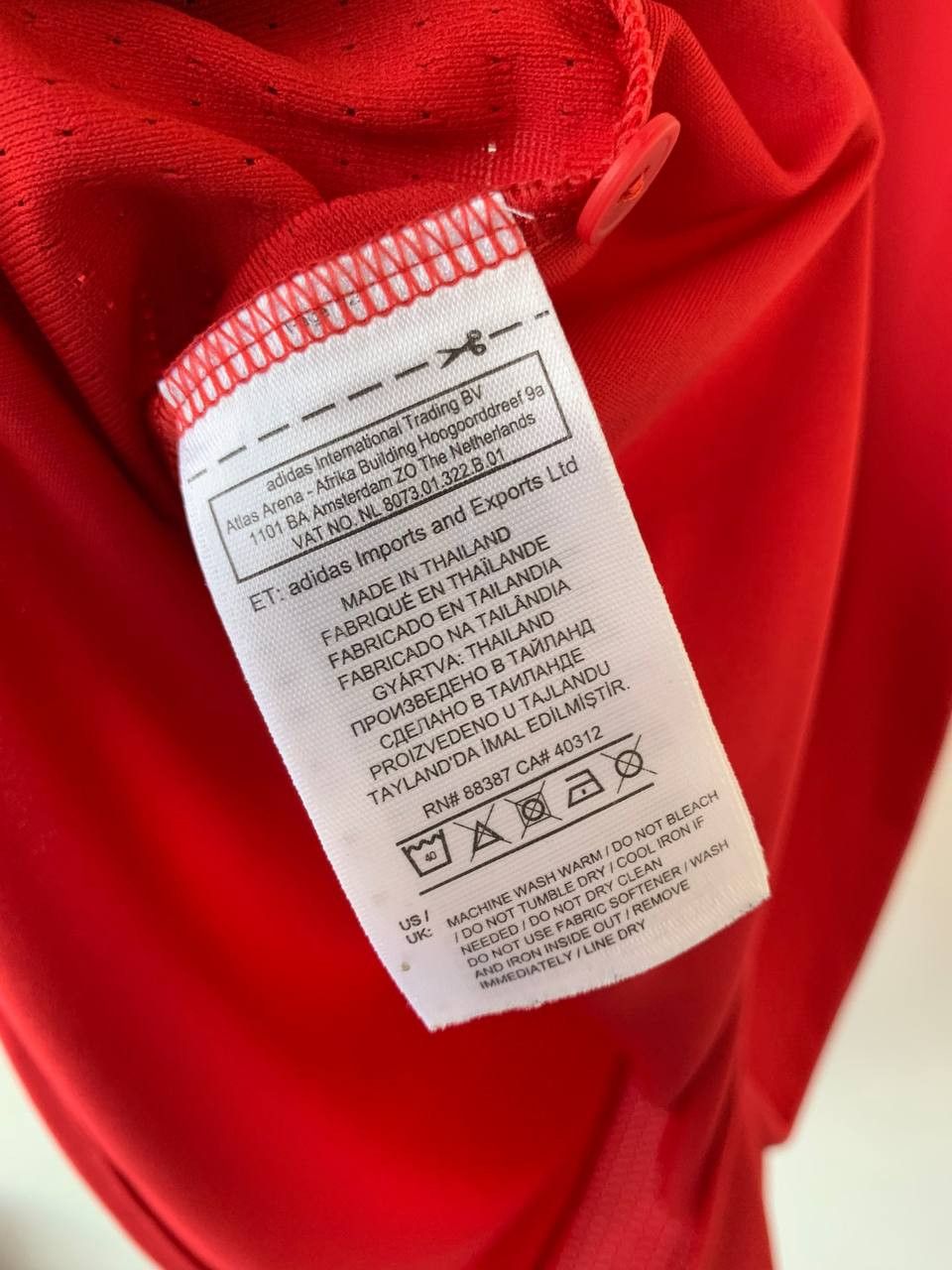 Adidas Football shirt Manchester United Ramsay 6 Size US M / EU 48-50 / 2 - 8 Thumbnail