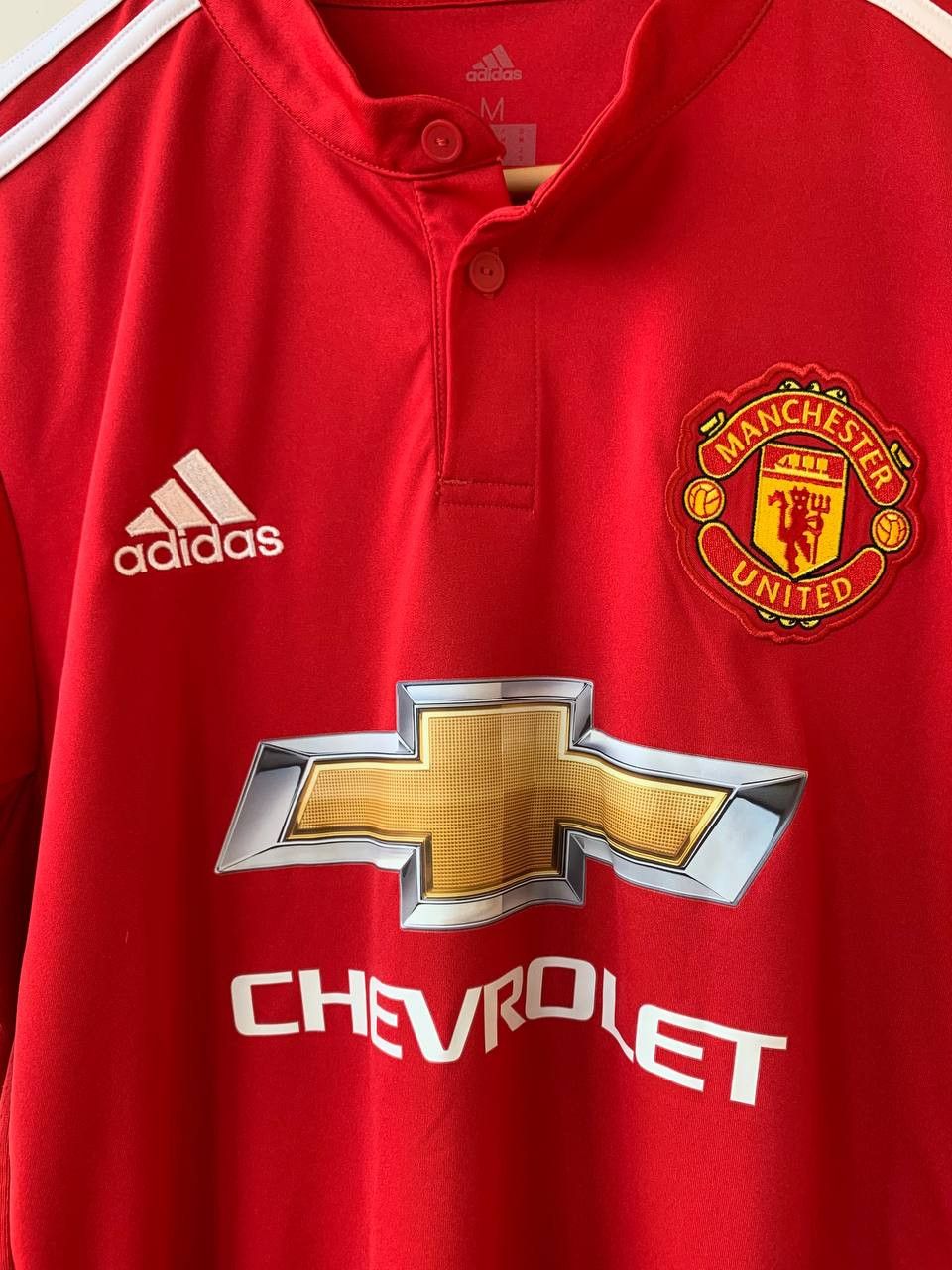 Adidas Football shirt Manchester United Ramsay 6 Size US M / EU 48-50 / 2 - 3 Thumbnail