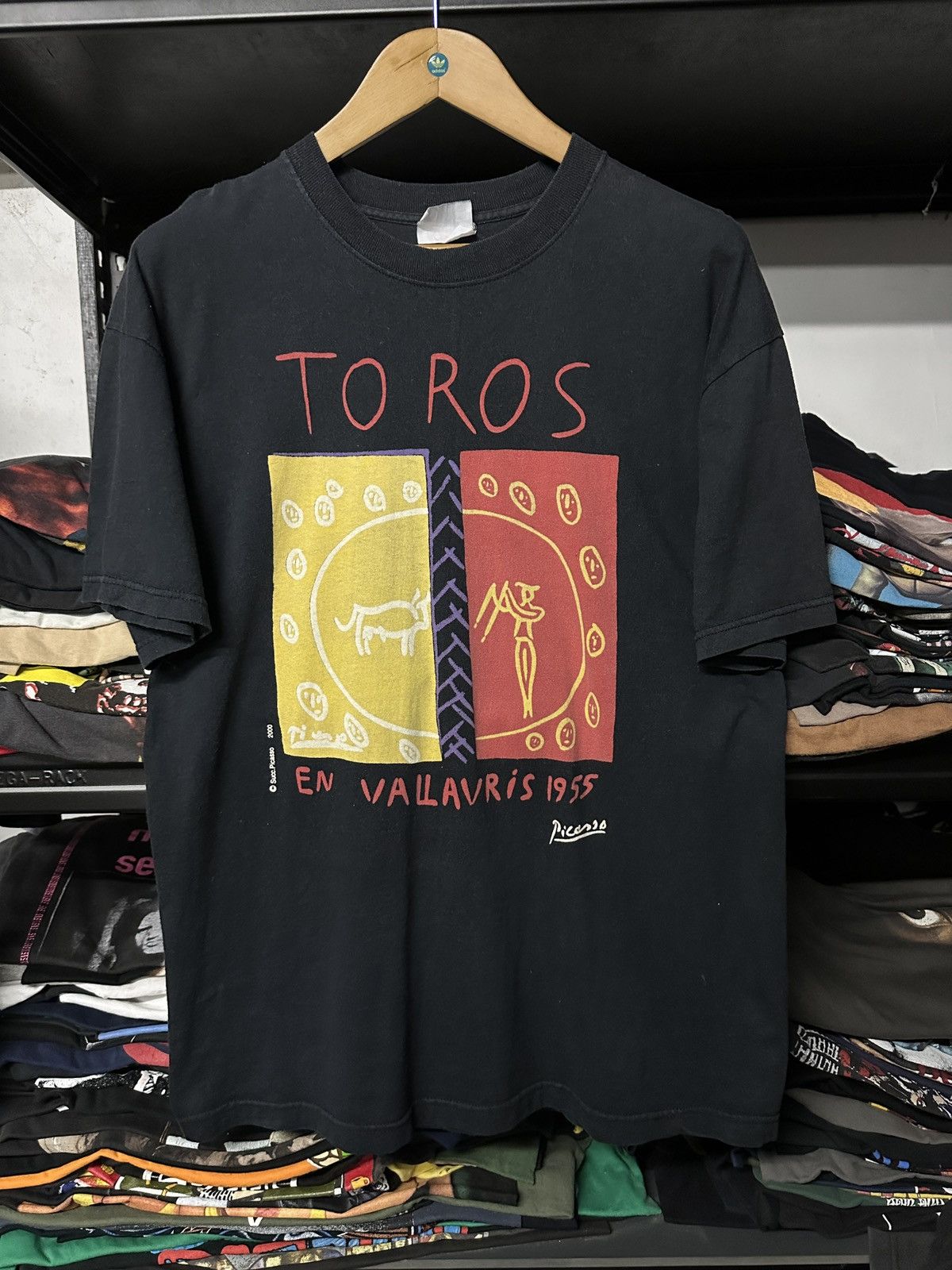 Vintage Vintage Art Picasso Toros Vallavris 1955 Faded Tee Size US L / EU 52-54 / 3 - 1 Thumbnail