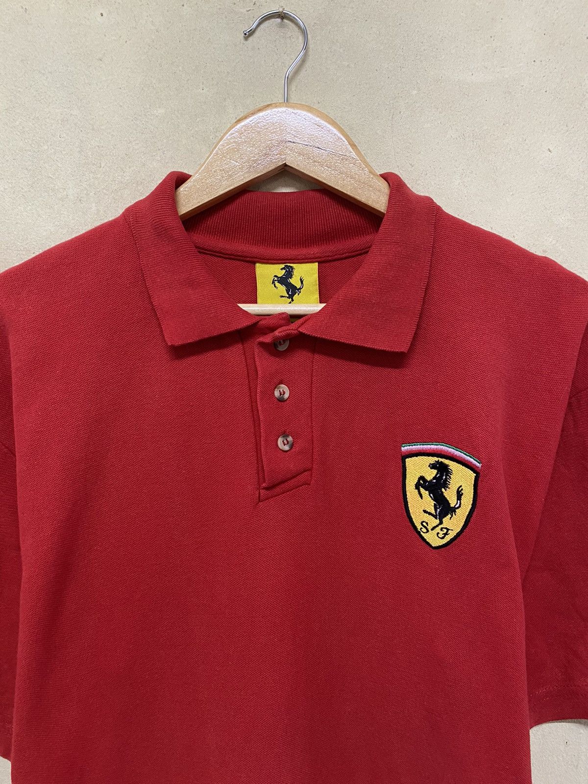 Ferrari Vintage THRASHED Ferrari 1995 Tshirt Size US XL / EU 56 / 4 - 2 Thumbnail