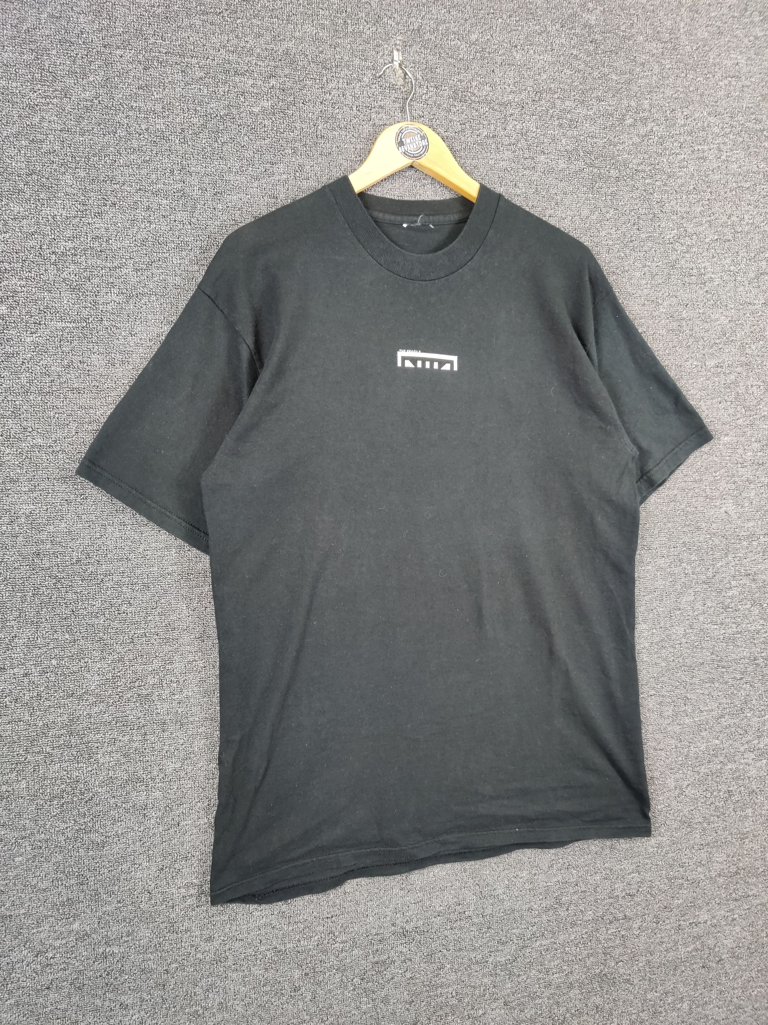 Band Tees Vintage Nin Inch Nails The Fragile Band Tee Tshirt Size US L / EU 52-54 / 3 - 5 Thumbnail