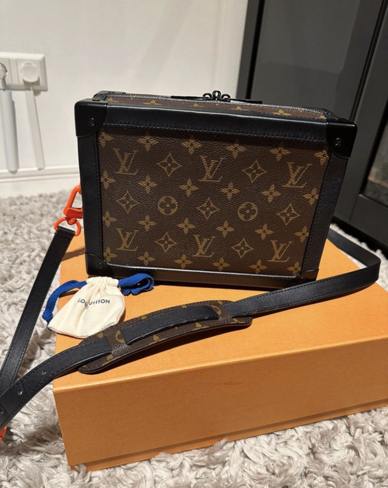 Louis Vuitton Virgil Abloh Trunk L'Œil