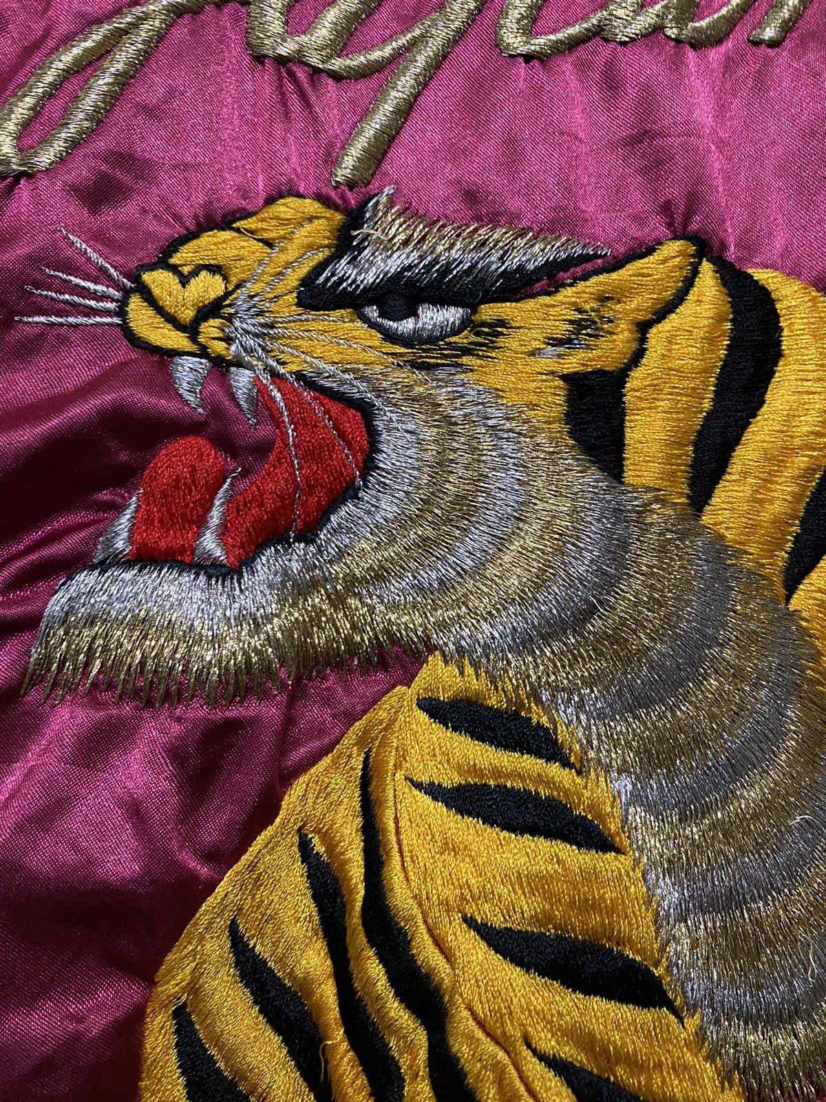 Japanese Brand Vintage Sukajan Souvenir Satin Embroidery Style Tiger Geisha Size US XL / EU 56 / 4 - 4 Thumbnail