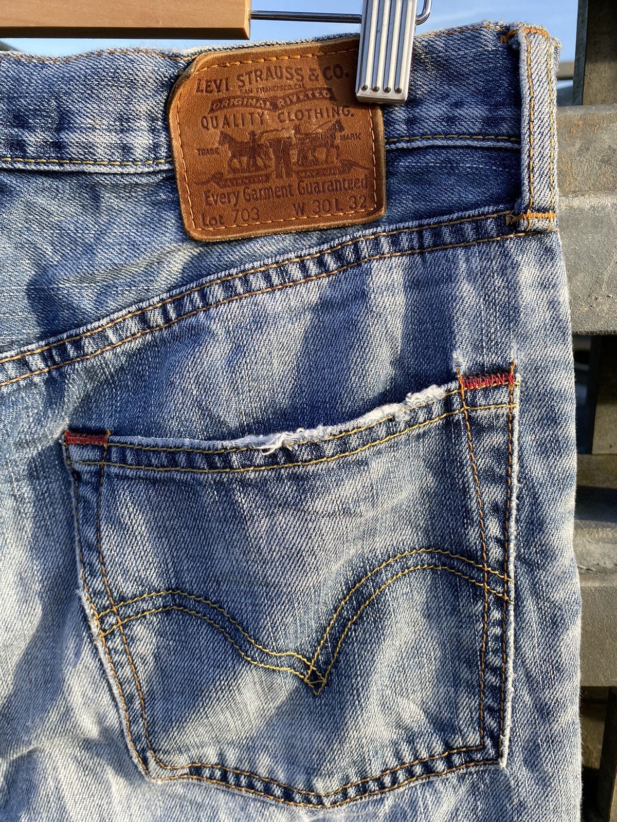 Levi's Vintage THRASHED Levis 703 Blue Distressed Denim Size US 30 / EU 46 - 6 Thumbnail