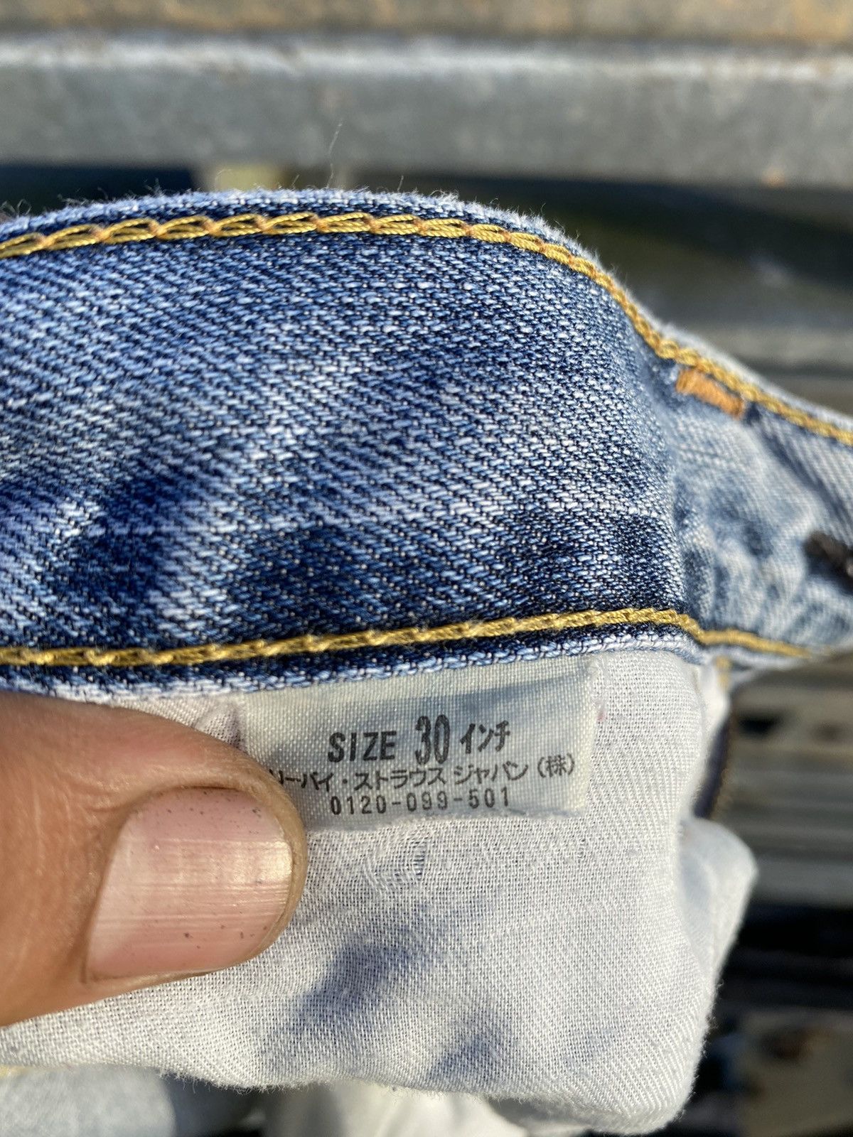 Levi's Vintage THRASHED Levis 703 Blue Distressed Denim Size US 30 / EU 46 - 8 Thumbnail