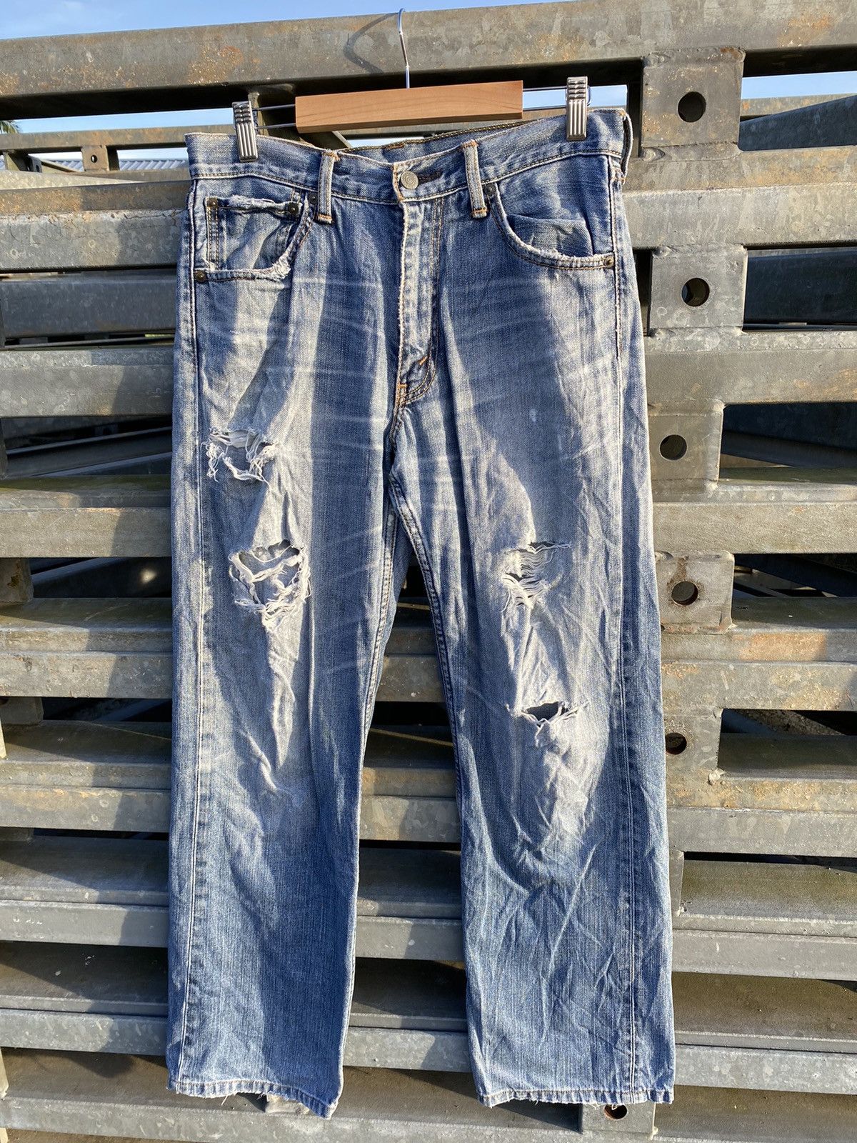 Levi's Vintage THRASHED Levis 703 Blue Distressed Denim Size US 30 / EU 46 - 1 Thumbnail