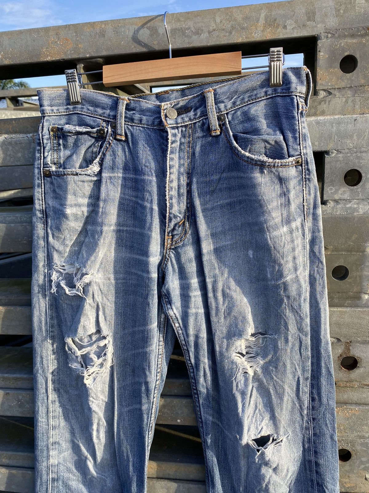 Levi's Vintage THRASHED Levis 703 Blue Distressed Denim Size US 30 / EU 46 - 2 Thumbnail