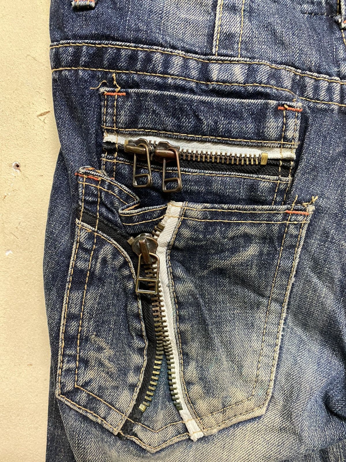 Japanese Brand Vintage LOLITA Jeans Embroidery And Zipper Pocket Size US 31 - 12 Thumbnail